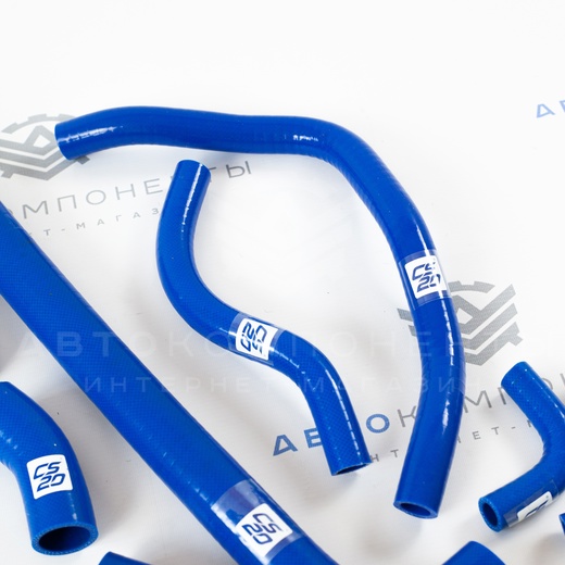 Комплект силиконовых патрубков радиатора охлаждения и отопителя CS20 Нива 4х4 (10845)