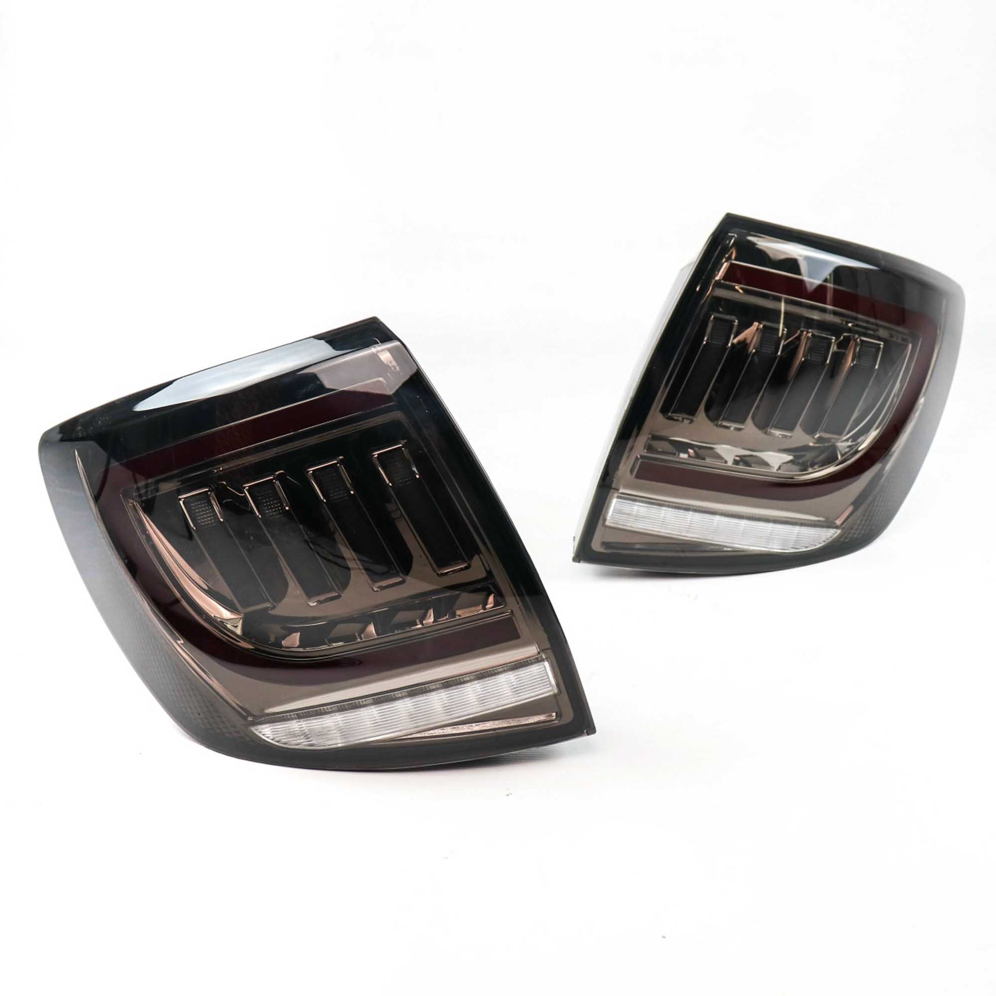 Светодиодные фонари Лада Гранта в стиле Mustang (тонированные)