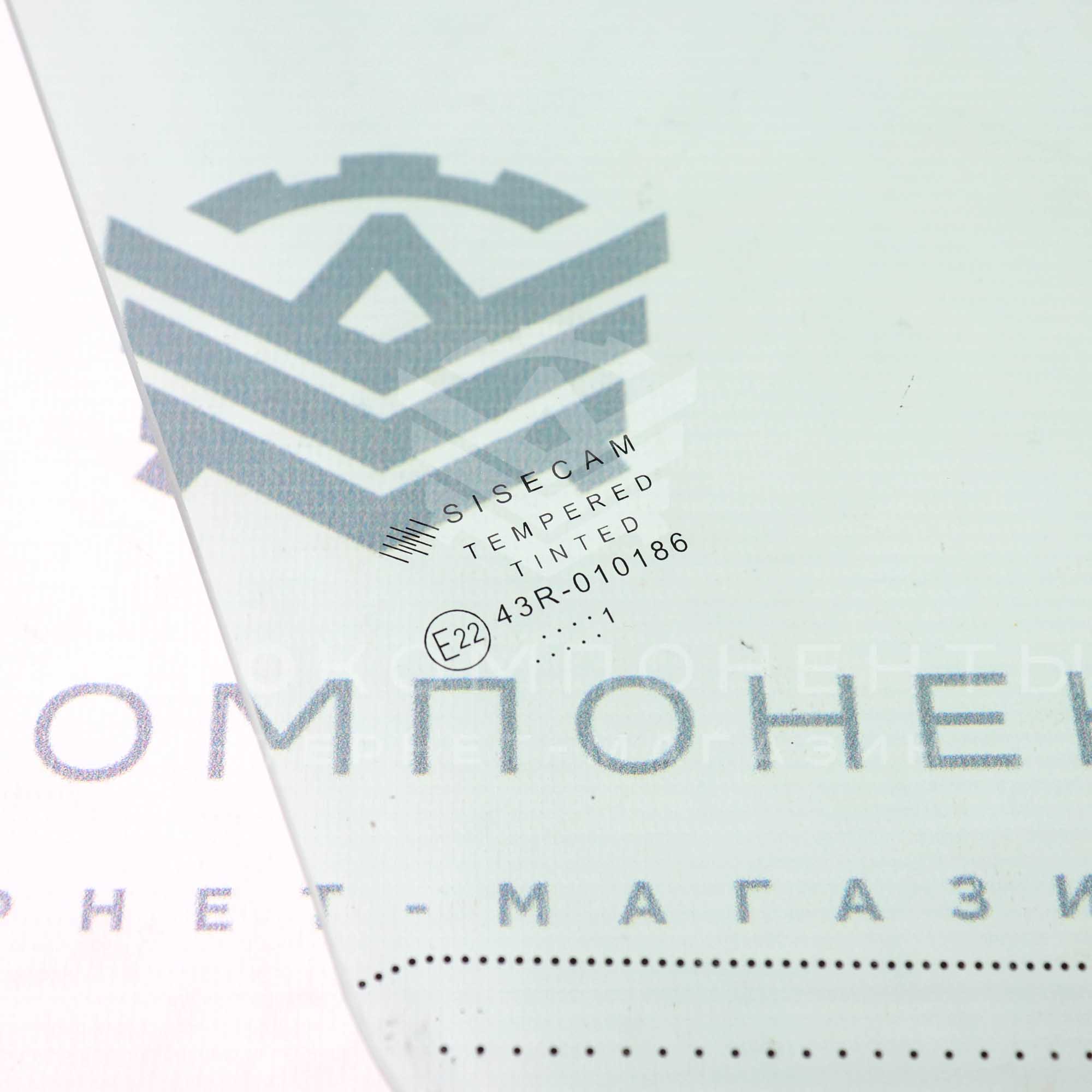 Заднее опускное боковое стекло (левое) Лада Vesta