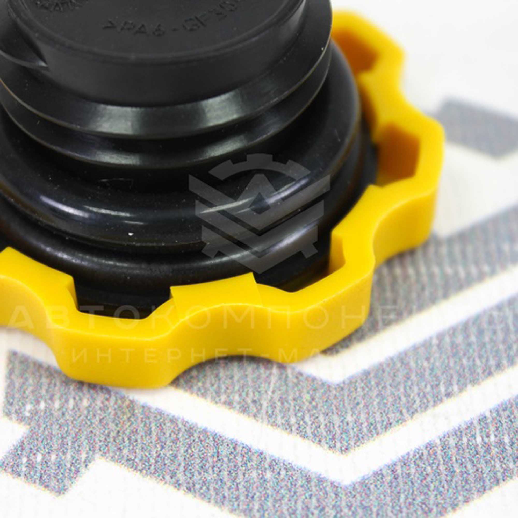 Крышка маслозаливной горловины "РОСНЕФТЬ"