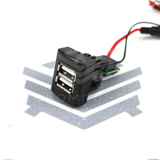 USB-зарядное устройство (на 2 слота) Лада Приора, Гранта, Калина 2 "Штат"