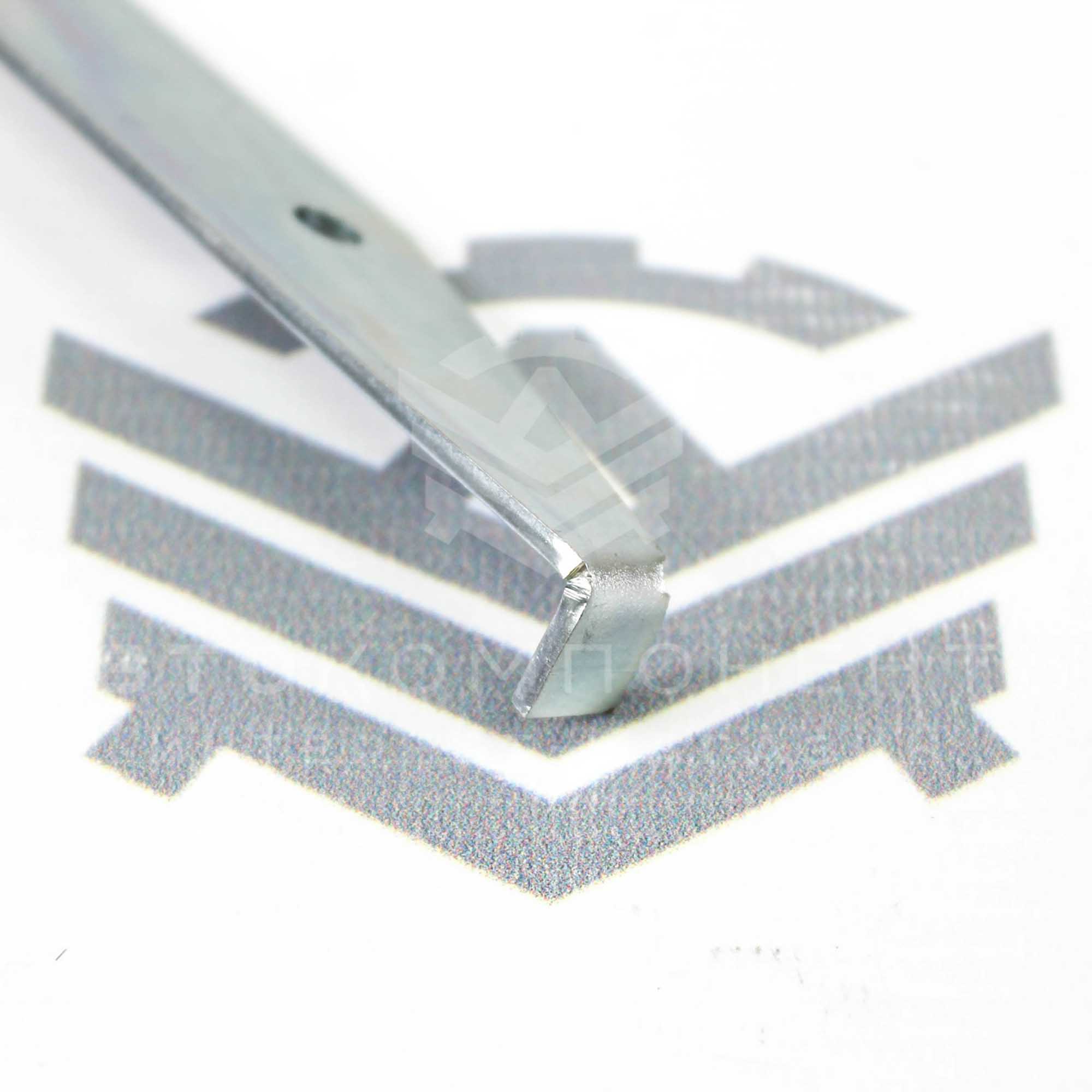 Планка для фиксации заглушек распредвалов 16 кл двигателей