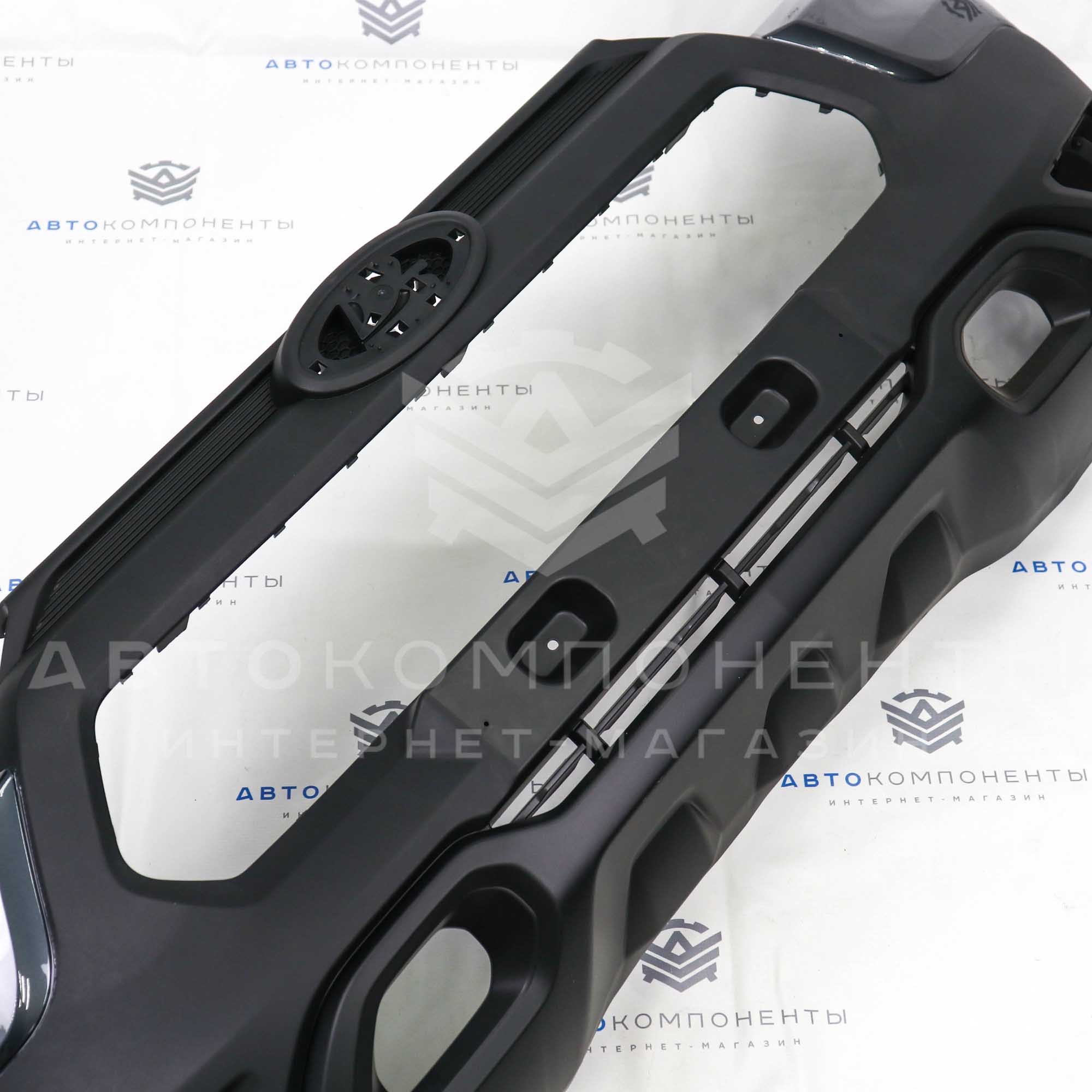 Передний бампер "АвтоВАЗ" Лада Нива Travel в цвет кузова