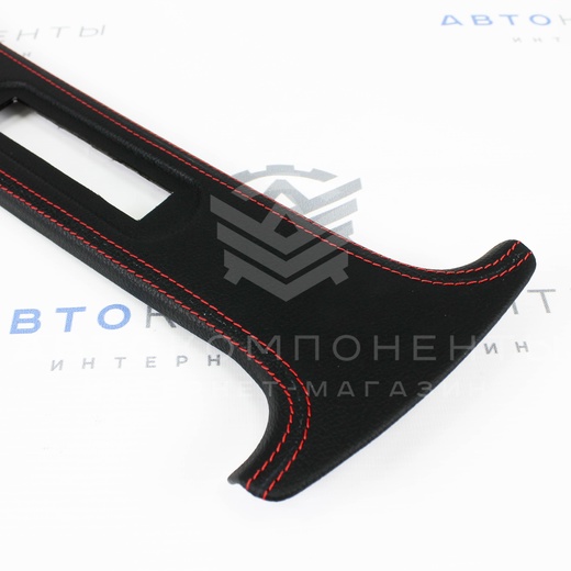 Облицовки центральных (верхние) стоек (в коже) Лада Приора