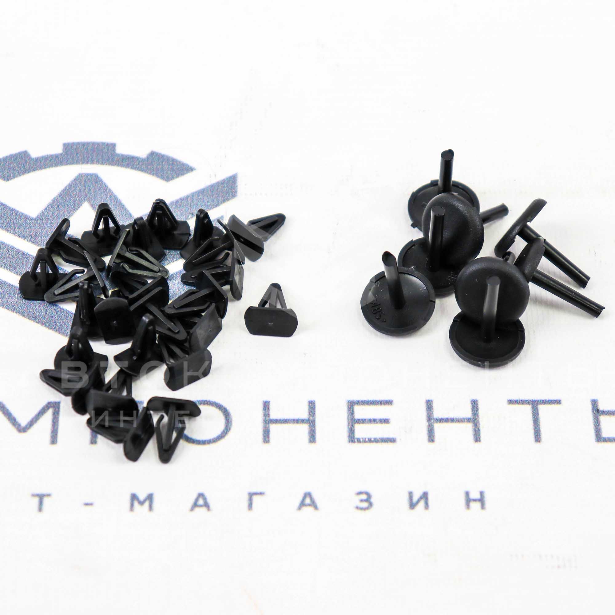 Набор пластмассовых изделий на кузов Лада Калина