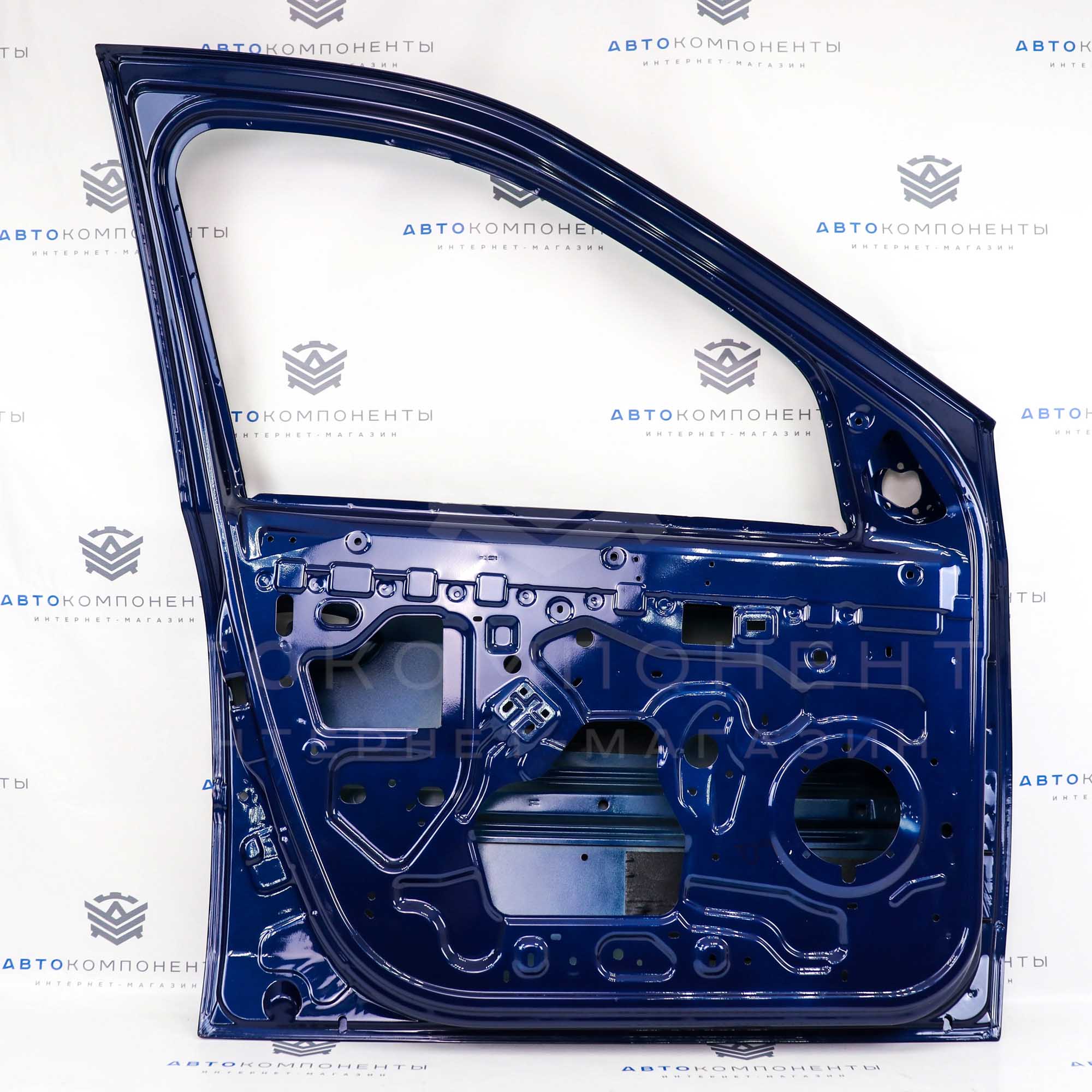 Дверь передняя (левая) с отверстиями под молдинг Лада Ларгус в цвет кузова