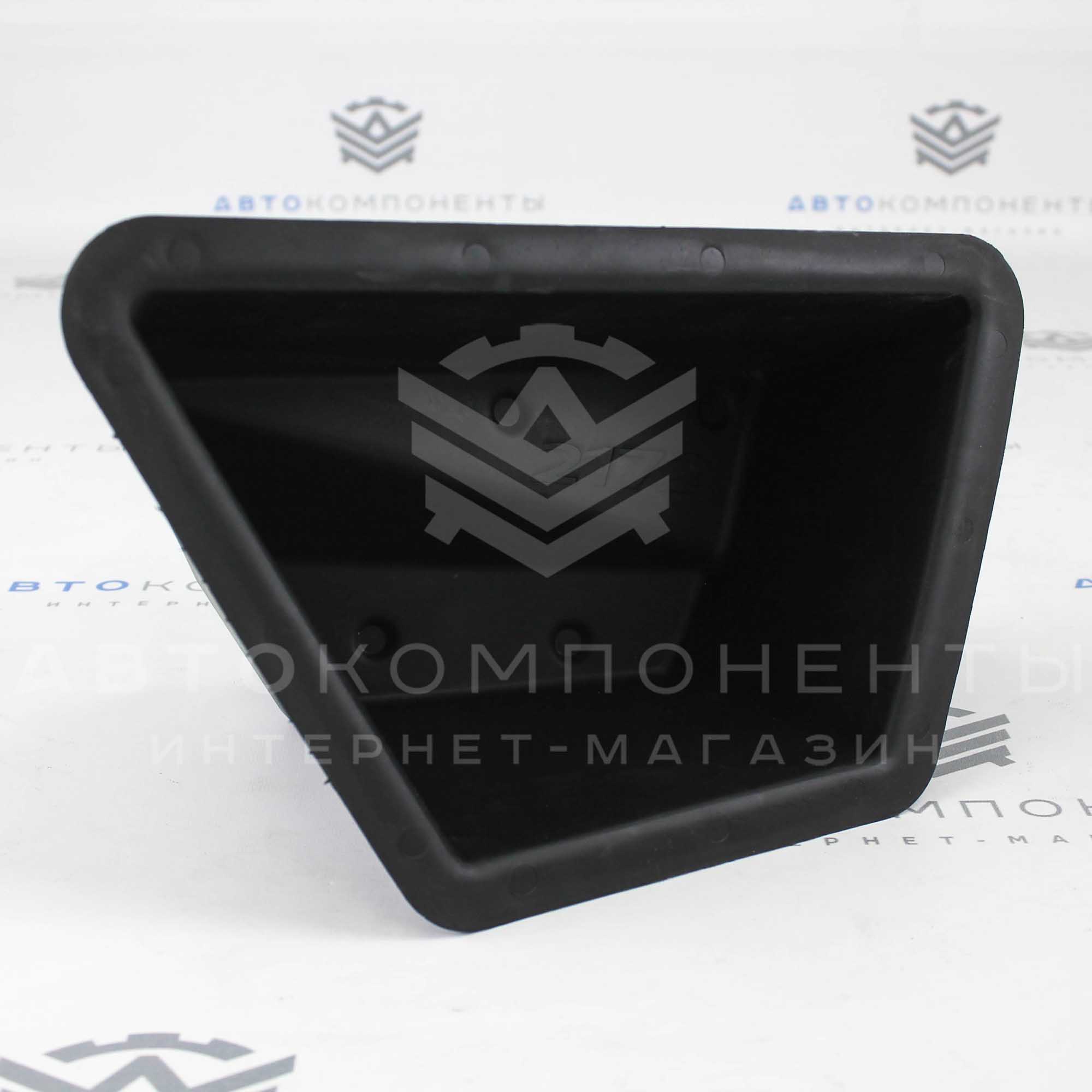 Контейнеры багажника Лада Приора (хэтчбек)