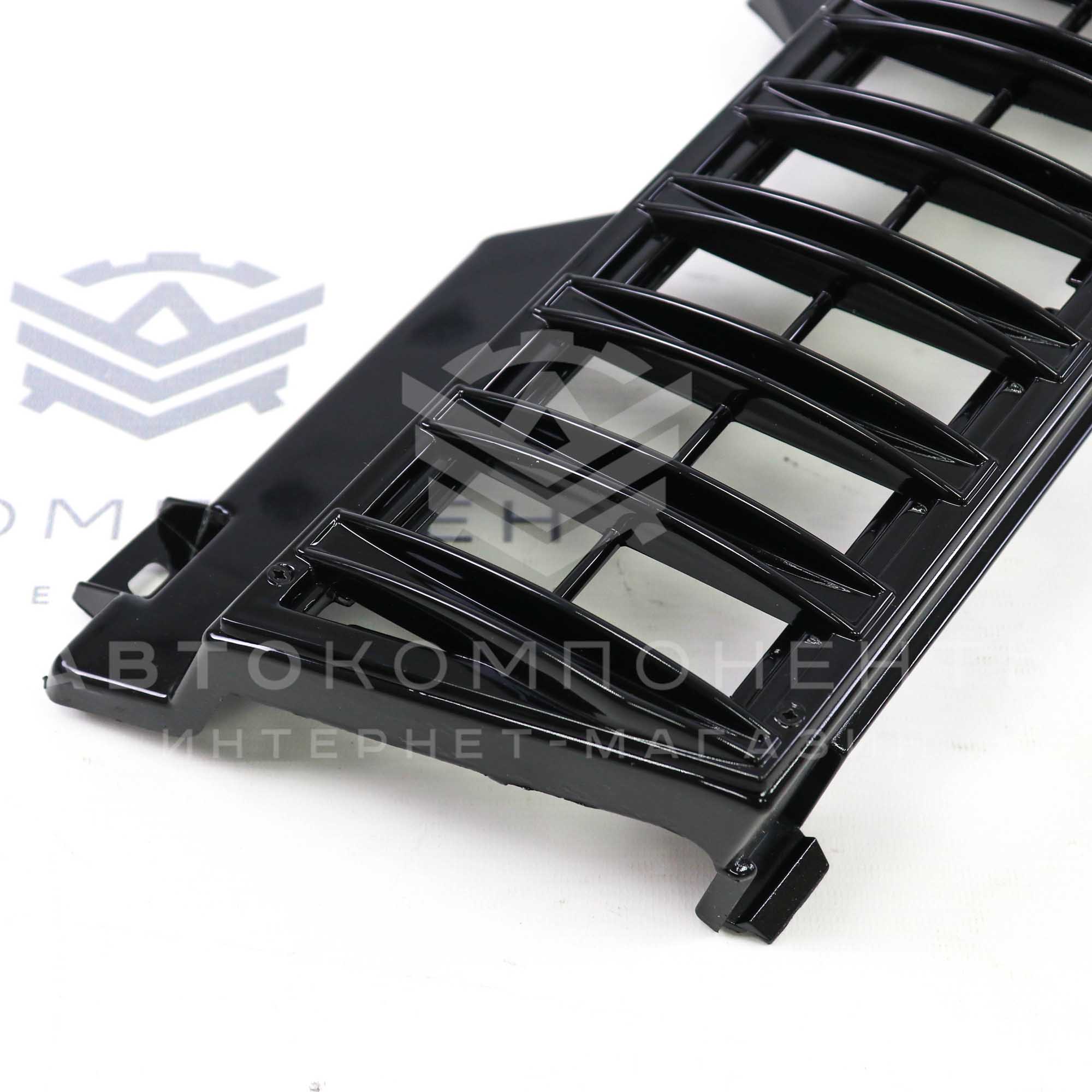 Решетка радиатора в стиле "AMG" (черный глянец) ВАЗ 2108, 2109, 21099