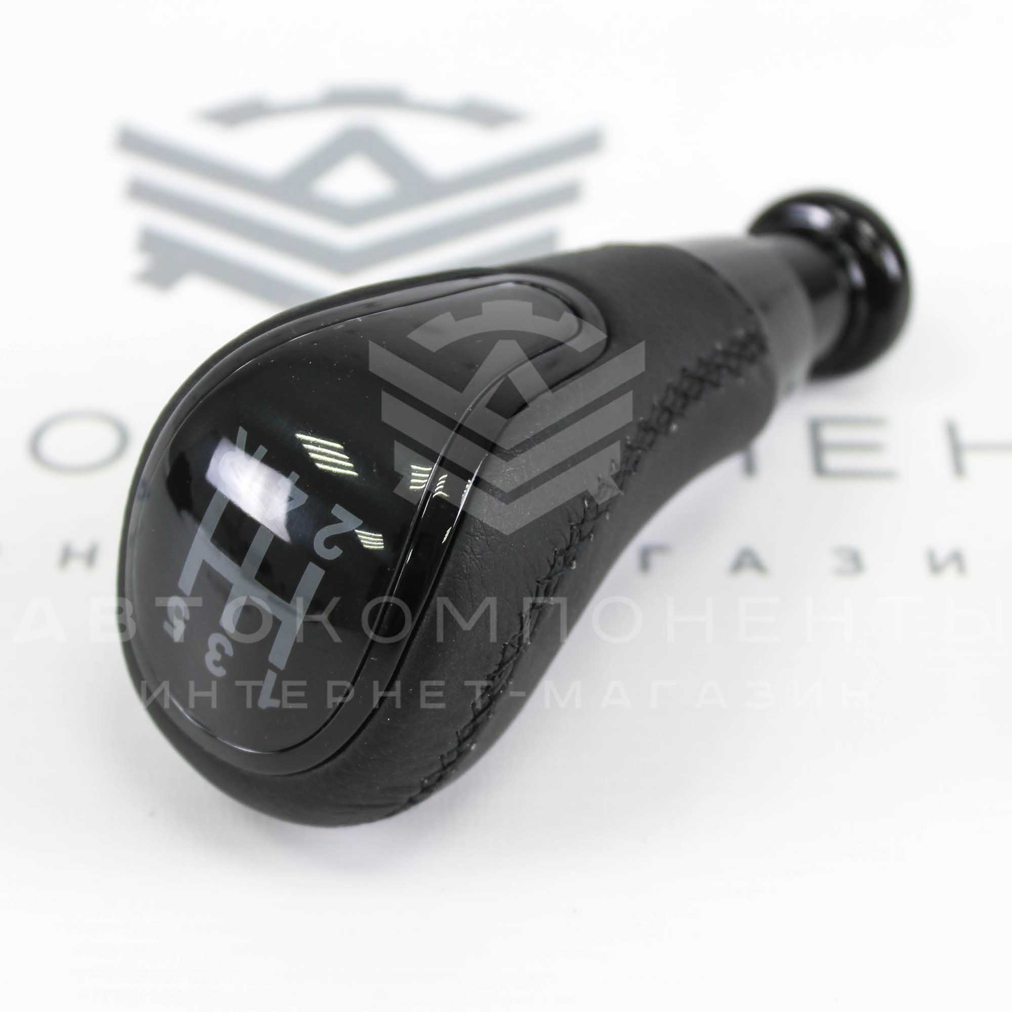 Ручка КПП с рамкой (стиль Vesta, черный лак) Лада Гранта, Калина 2 (черная нить) "Sal-Man"