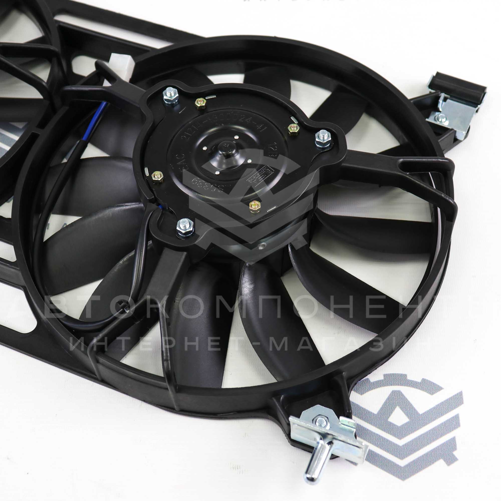 Электровентилятор (в сборе) с кожухом Лада Нива 4х4