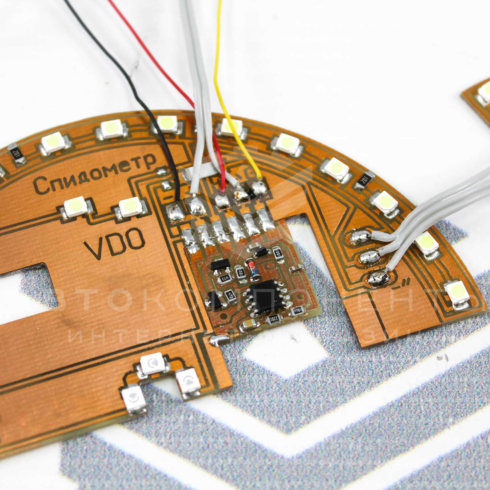 Светодиодная пересвеченная (красно-белая) плата АП/Счетмаш ВАЗ 2110 Евро, Приора, Калина