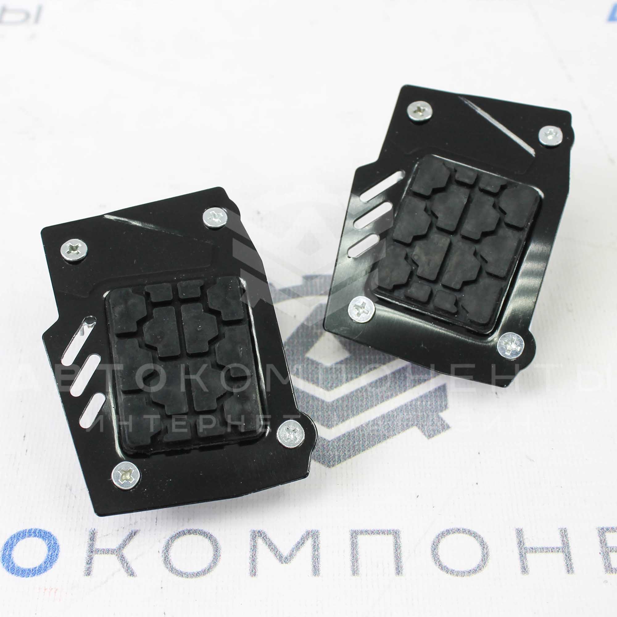 Универсальные накладки на педали TYPE-R (черные)