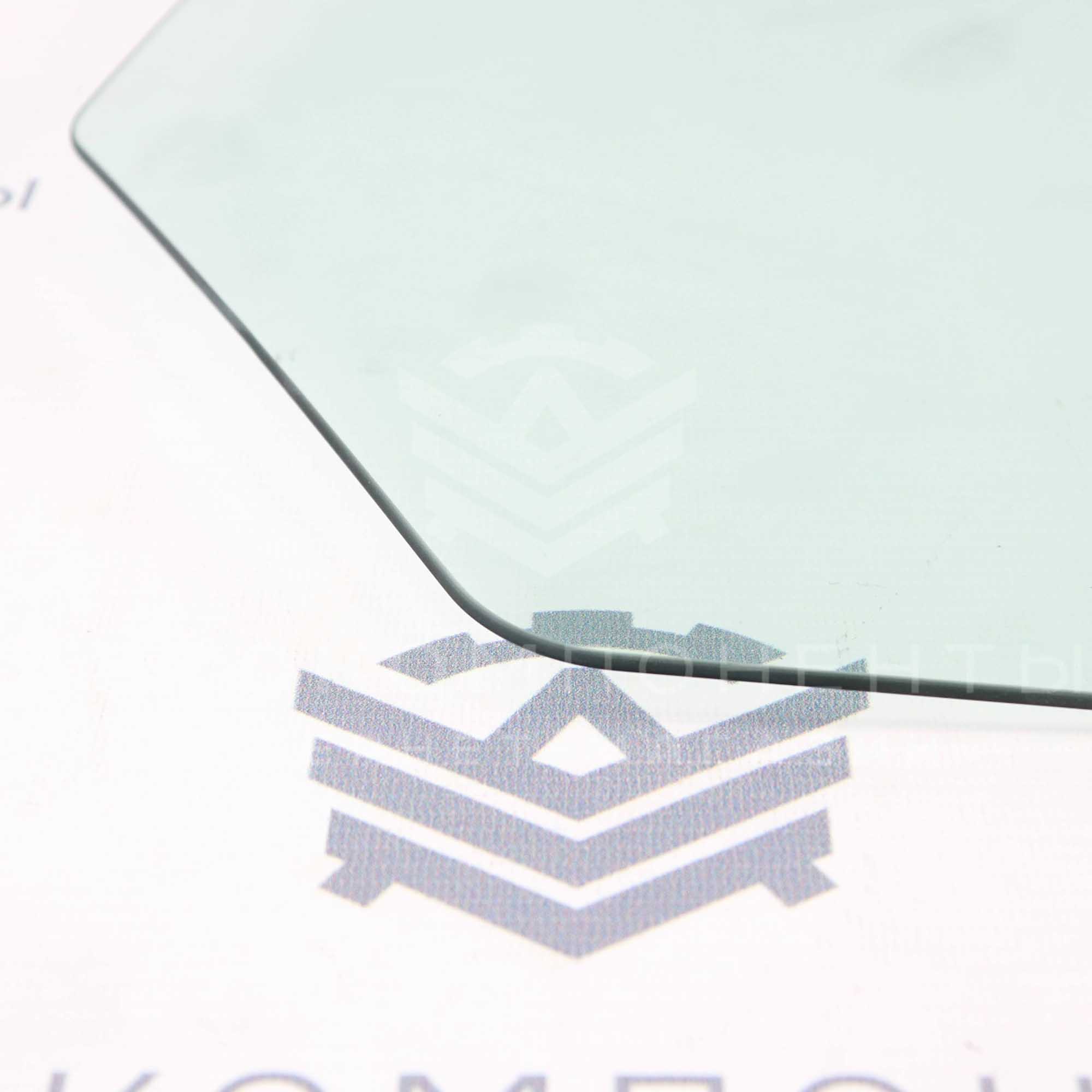 Передние боковые стекла Лада Приора Передние боковые стекла Лада Приора