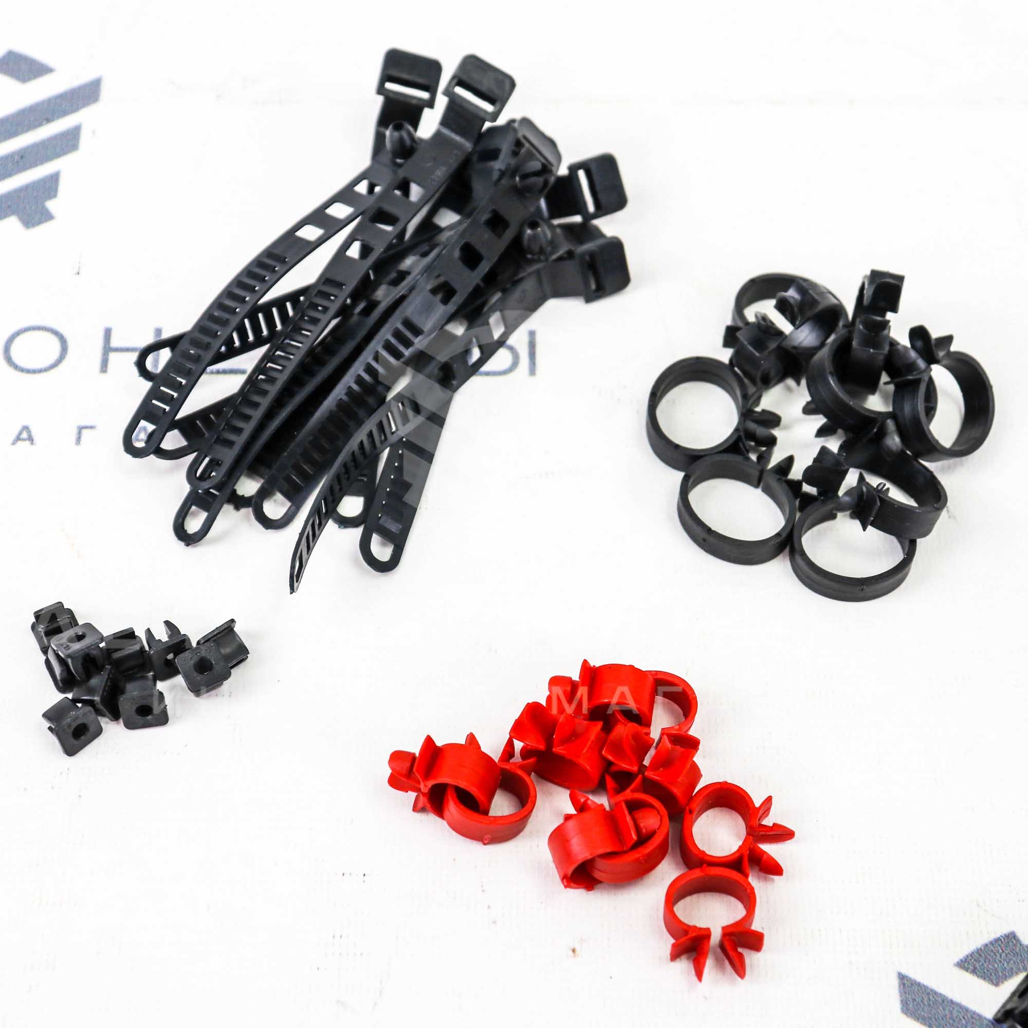 Набор пластмассовых изделий на кузов ВАЗ 2113, 2114, 2115