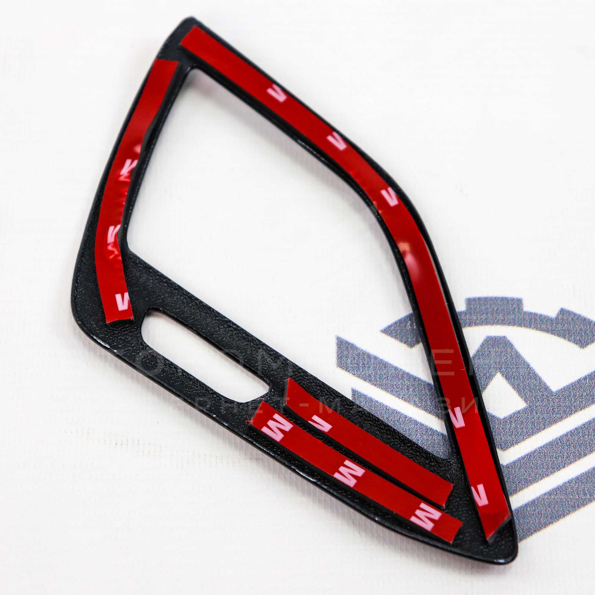 Облицовки (накладки) боковых дефлекторов (сопл) воздуховодов (черный лак) Лада Vesta