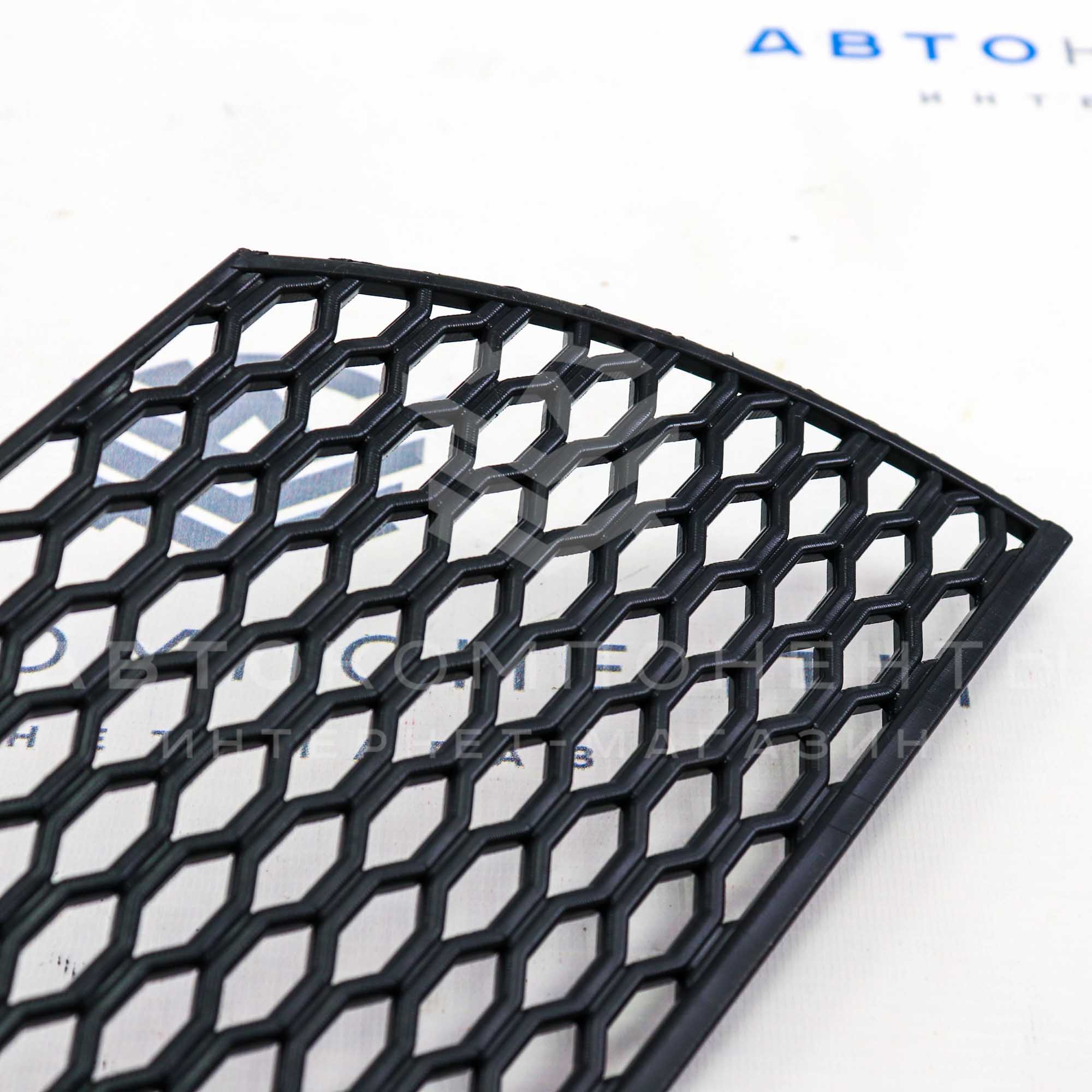 Решетка (сетка) бампера переднего (нижняя) Лада Гранта Спорт