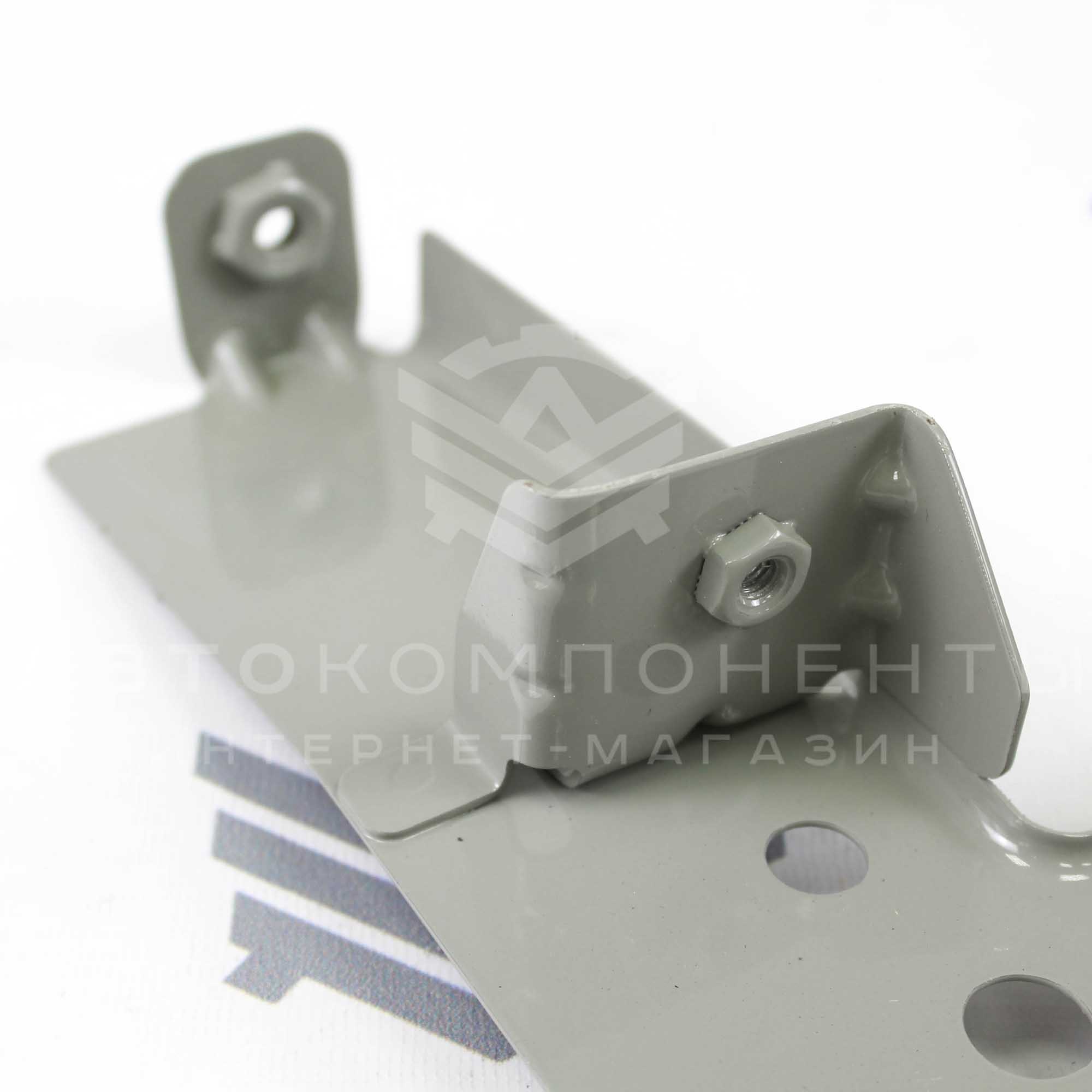 Панель рамки радиатора (правая) Лада Vesta (8450039306)