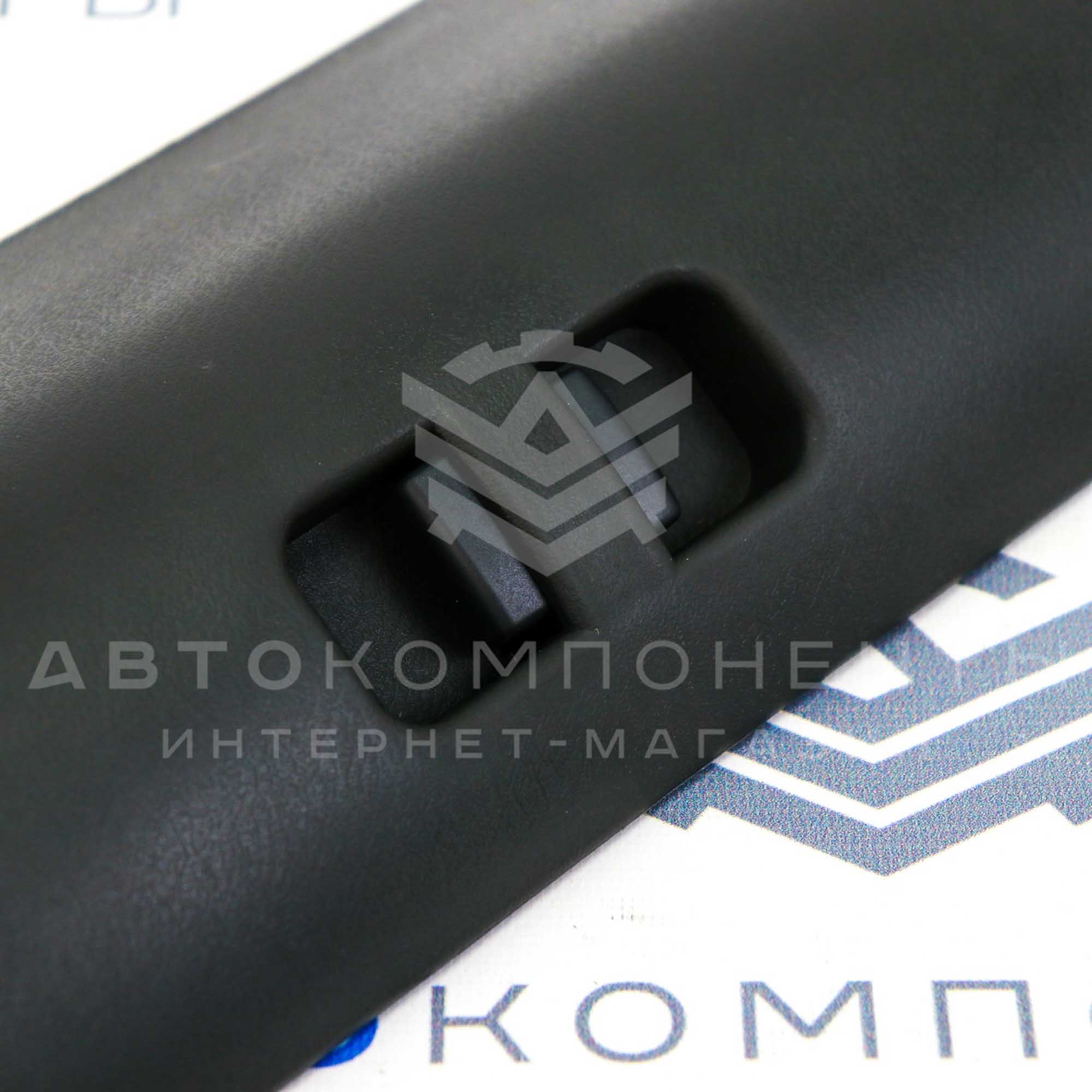 Крышка вещевого ящика (бардачка) ВАЗ 2113, 2114, 2115