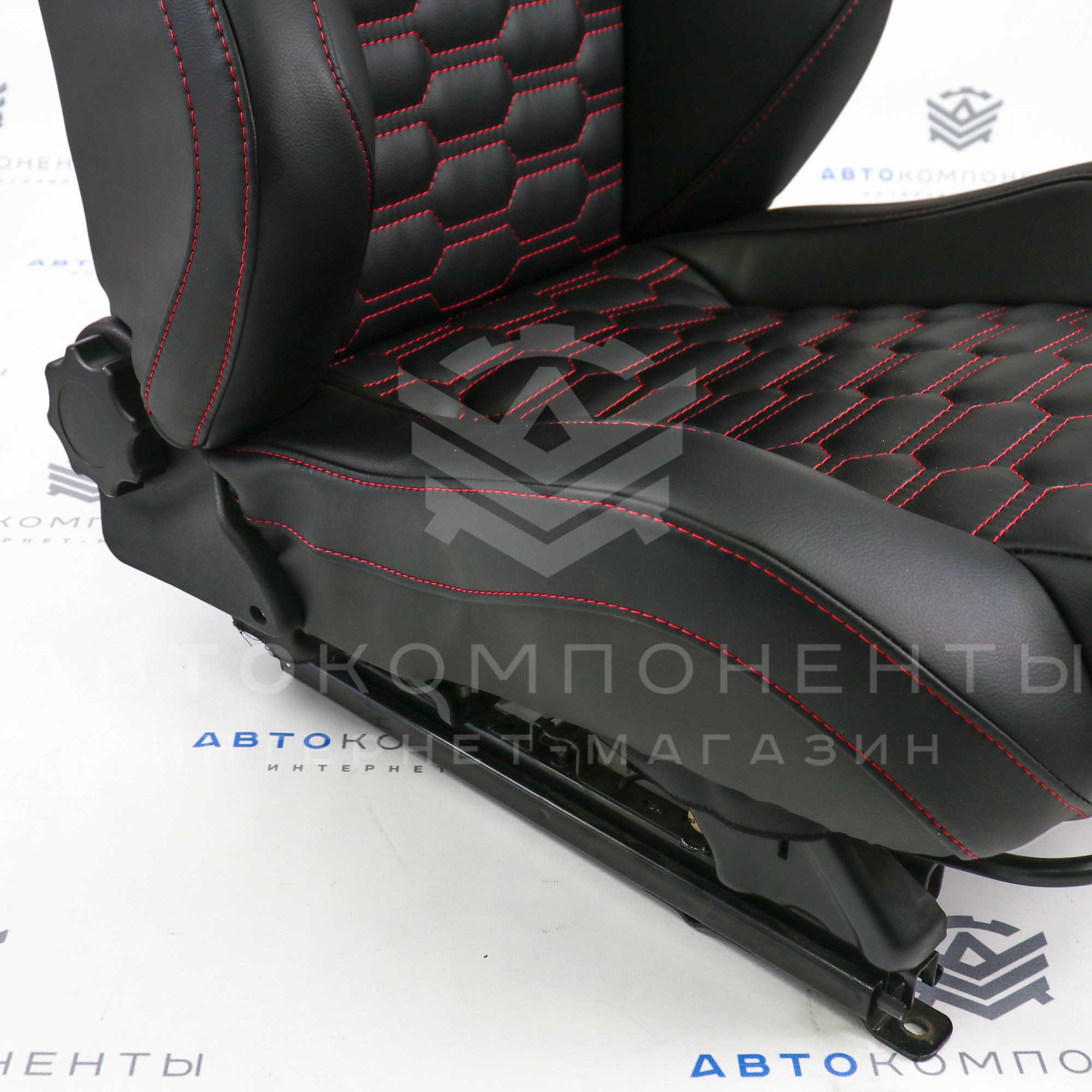 Анатомические сиденья (в сборе) с прострочкой "Соты" ВАЗ 2109, 21099, 2114, 2115