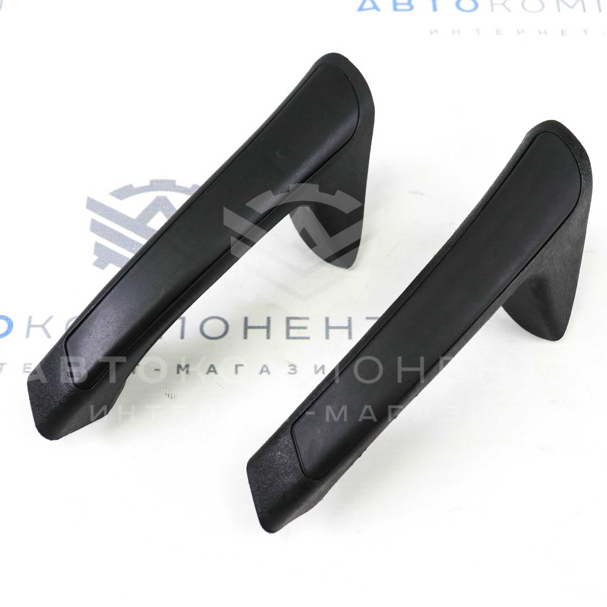 Внутренние ручки обшивок дверей ВАЗ 2114, 2115