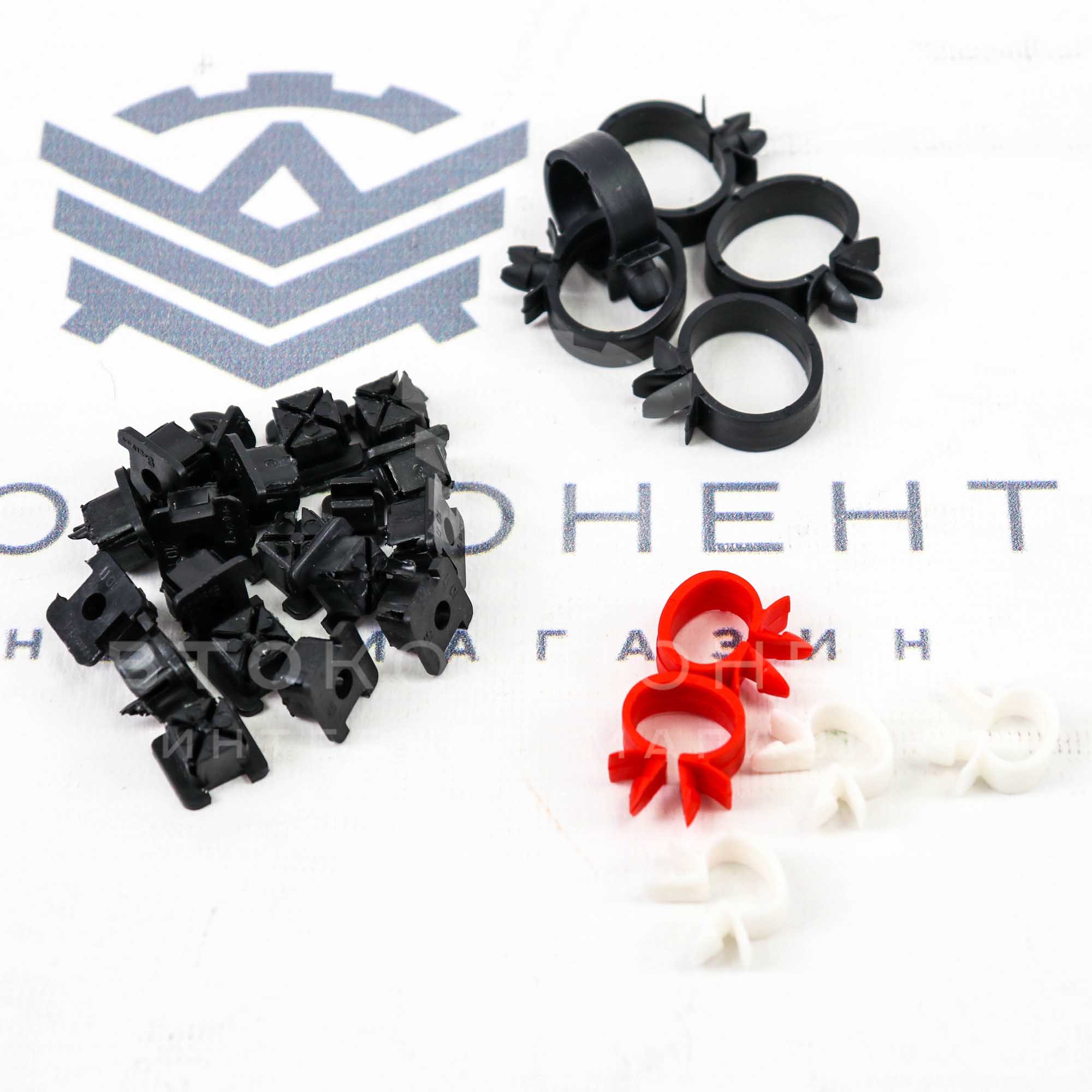 Набор пластмассовых изделий на кузов Лада Калина