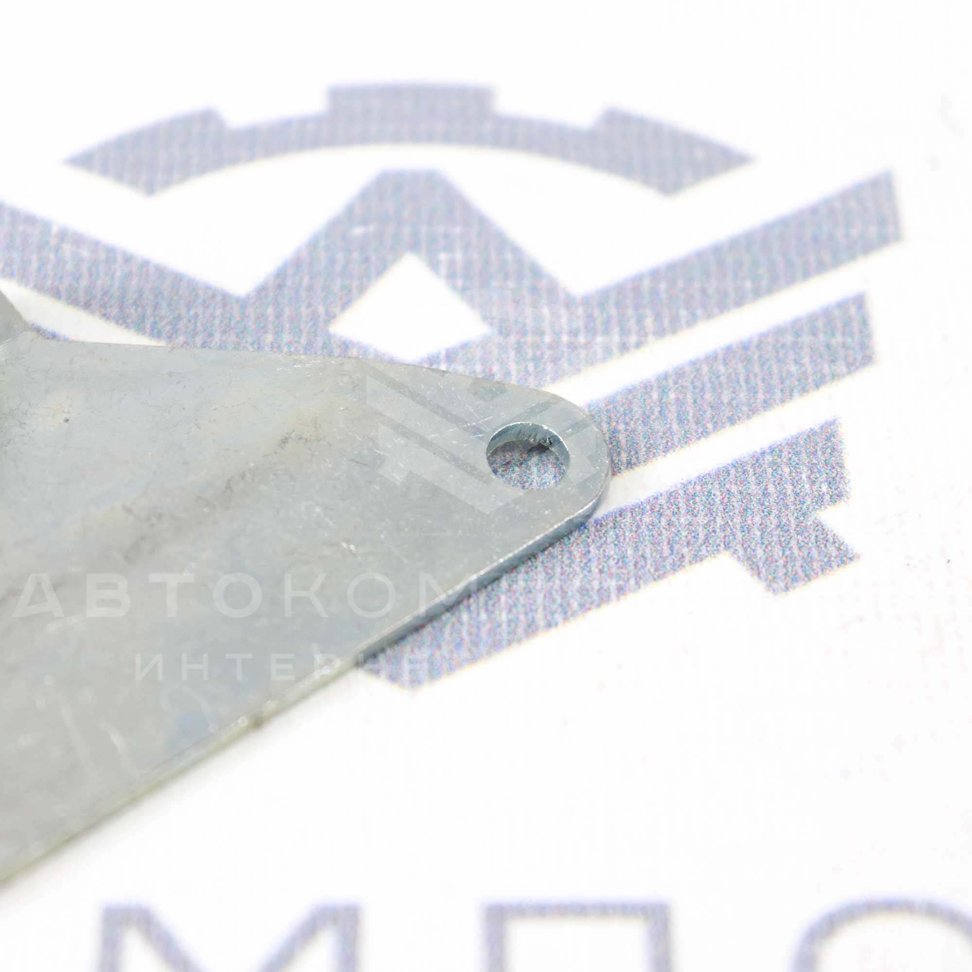 Кронштейн троса газа ВАЗ 2110-2112