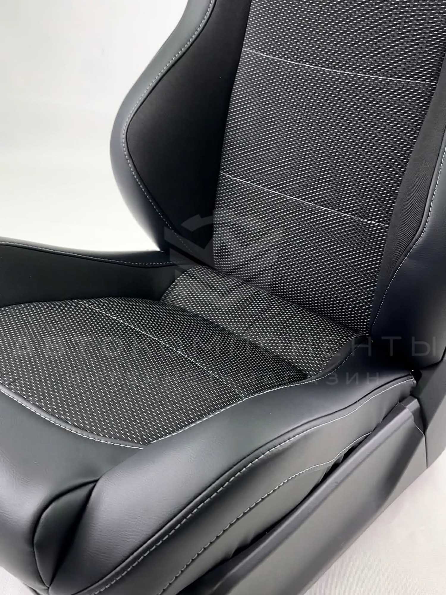 Анатомические сиденья (в сборе) "Black" Лада Нива 4х4