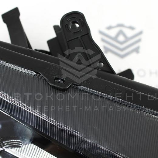 Оригинальная фара Лада Vesta (правая)