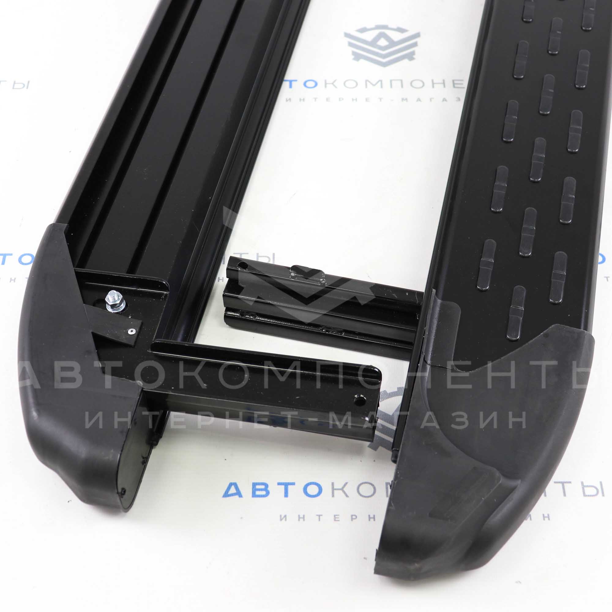 Пороги "БУМЕР 2" (алюминиевые с резинкой) Лада Нива 4х4, Урбан (черные)