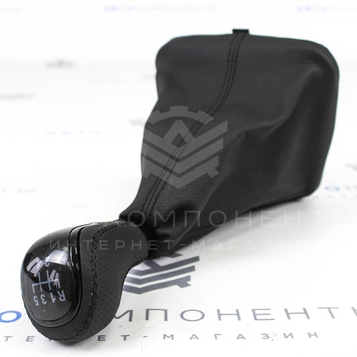 Ручка КПП (стиль Vesta, черный лак) в коже ВАЗ 2110, 2111, 2112