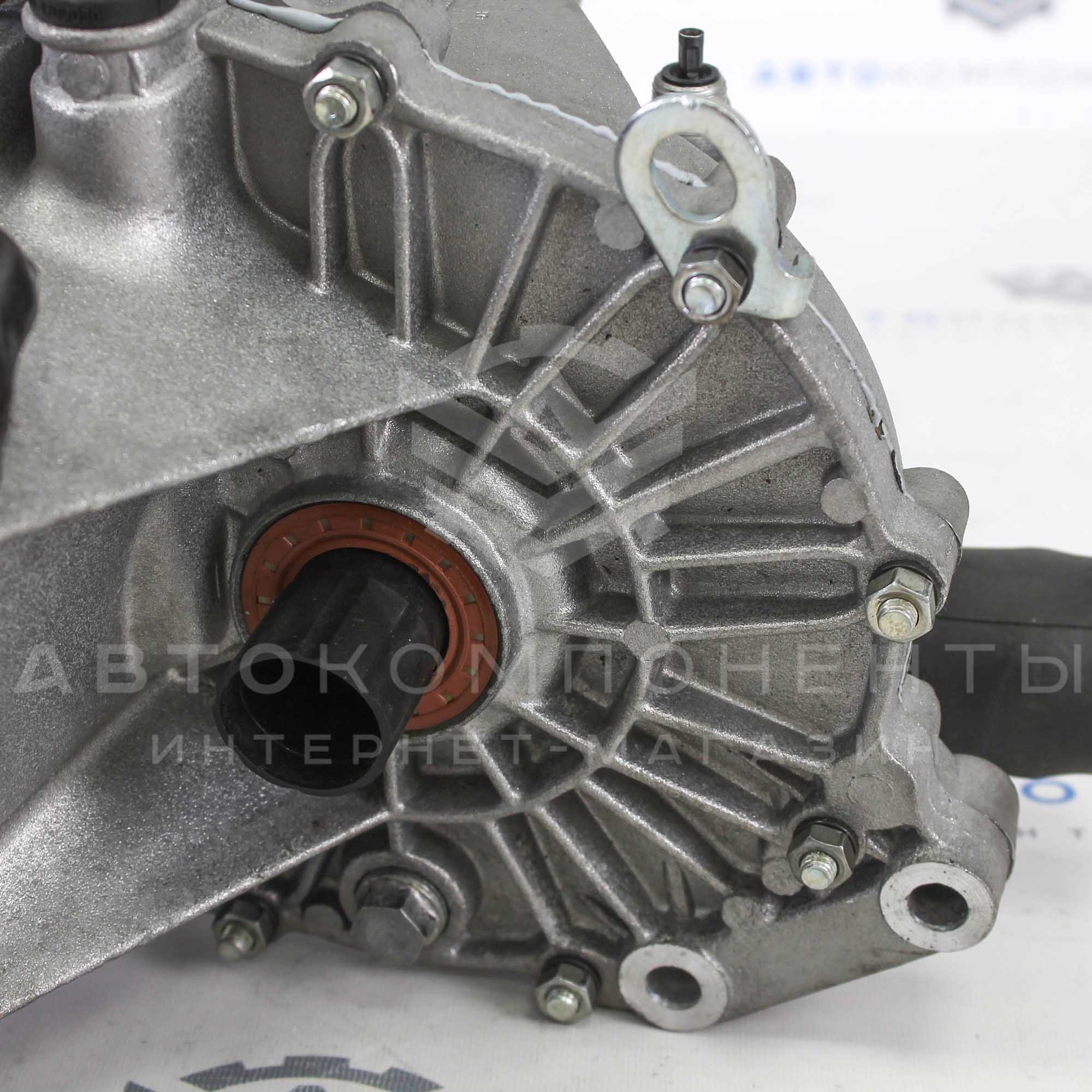 Коробка передач (КПП) в сборе ВАЗ 2110-2112 (2 шпильки крепления стартера)