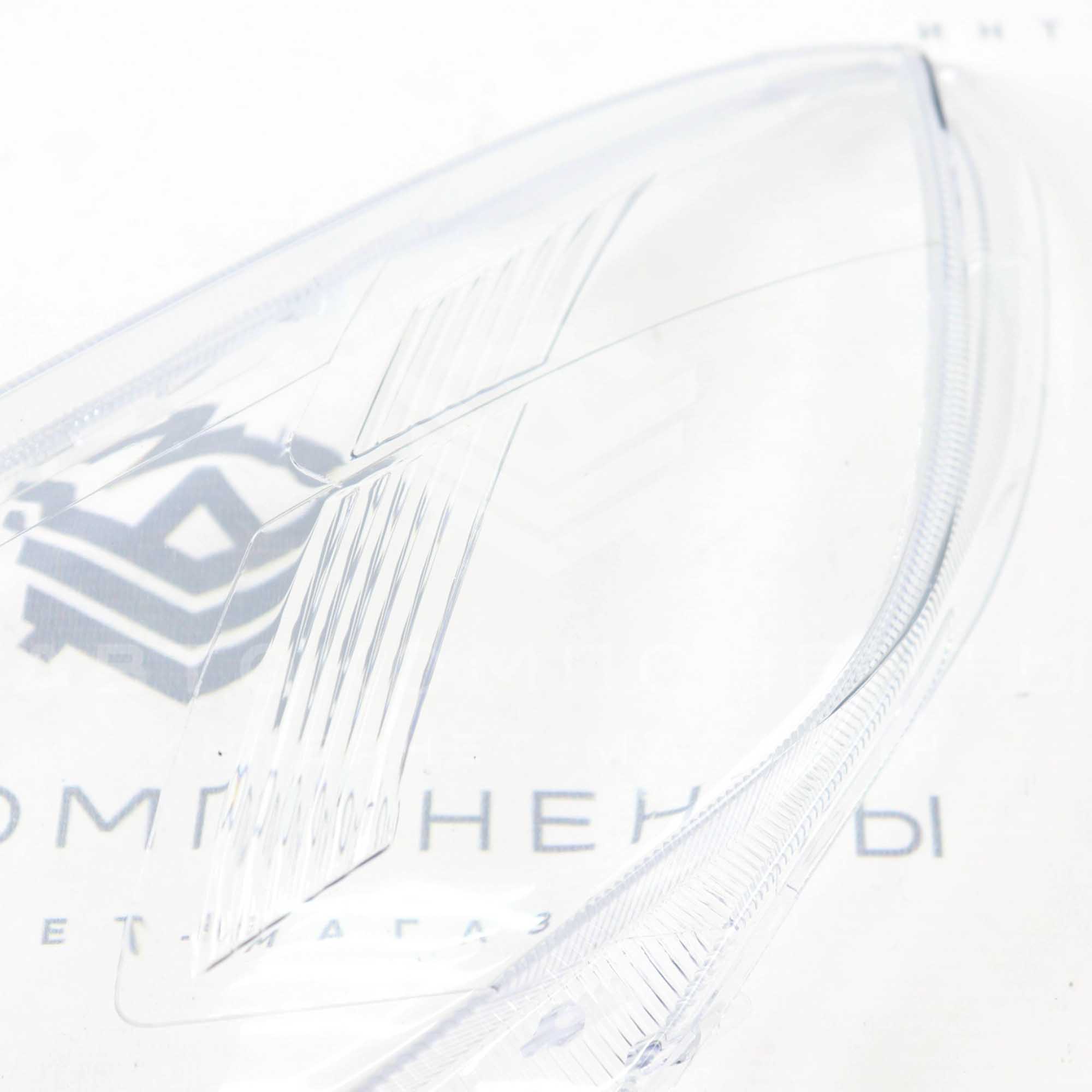 Стекло (пластик) фары Лада Гранта FL (левое)