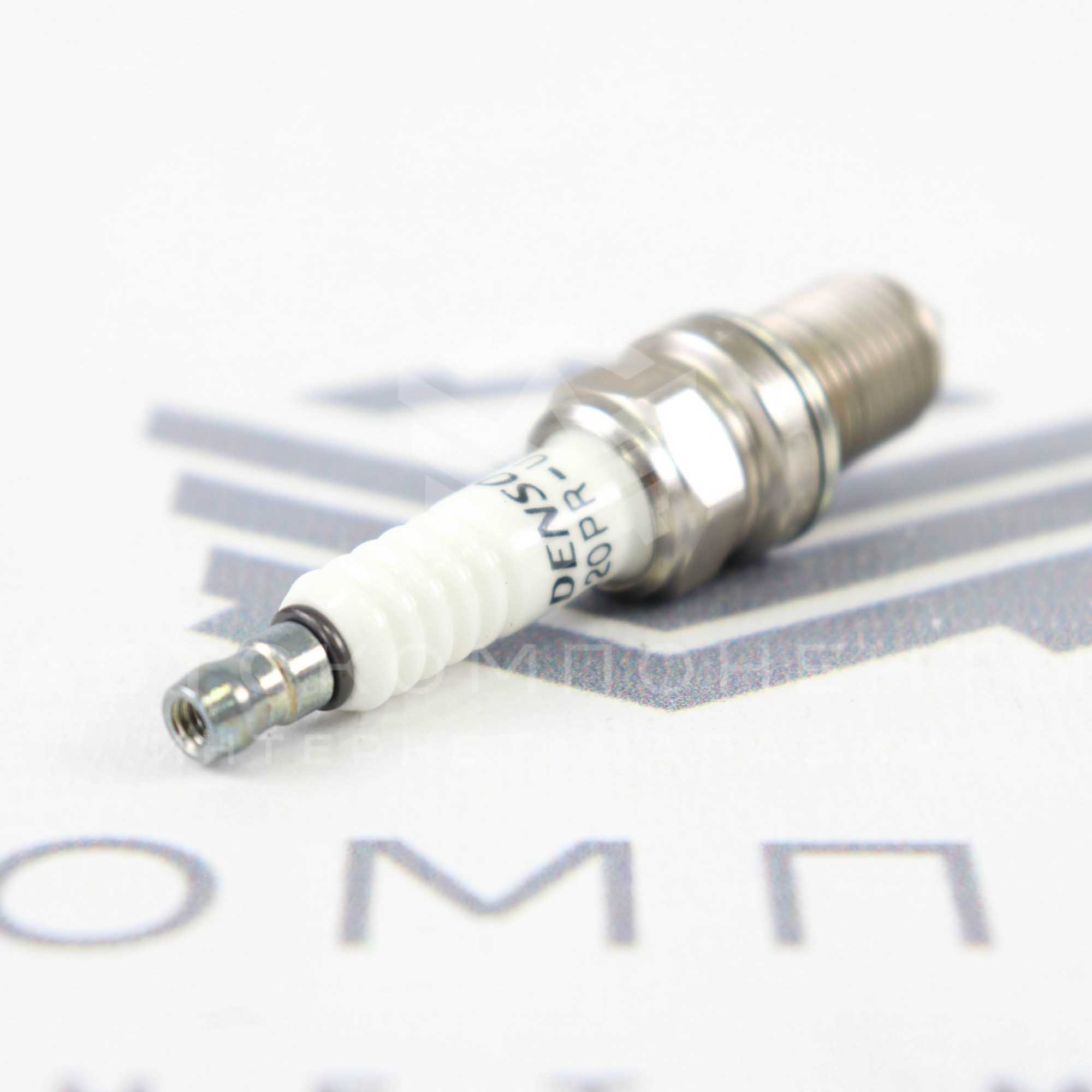 Свечи зажигания "Denso" (Q20PR-U11) 16V