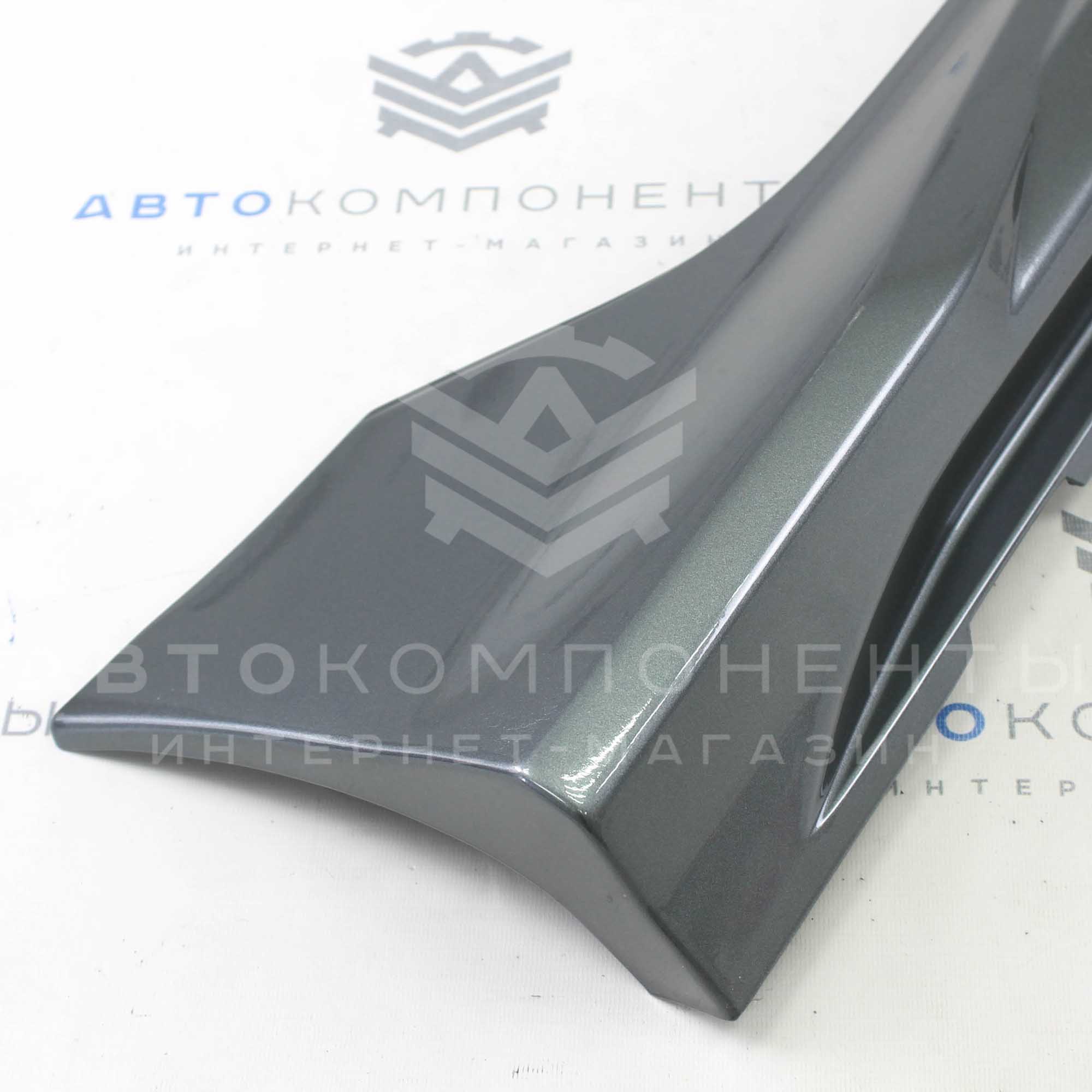 Накладки порогов X-MUG 2.0 Лада Vesta, Vesta SW в цвет кузова