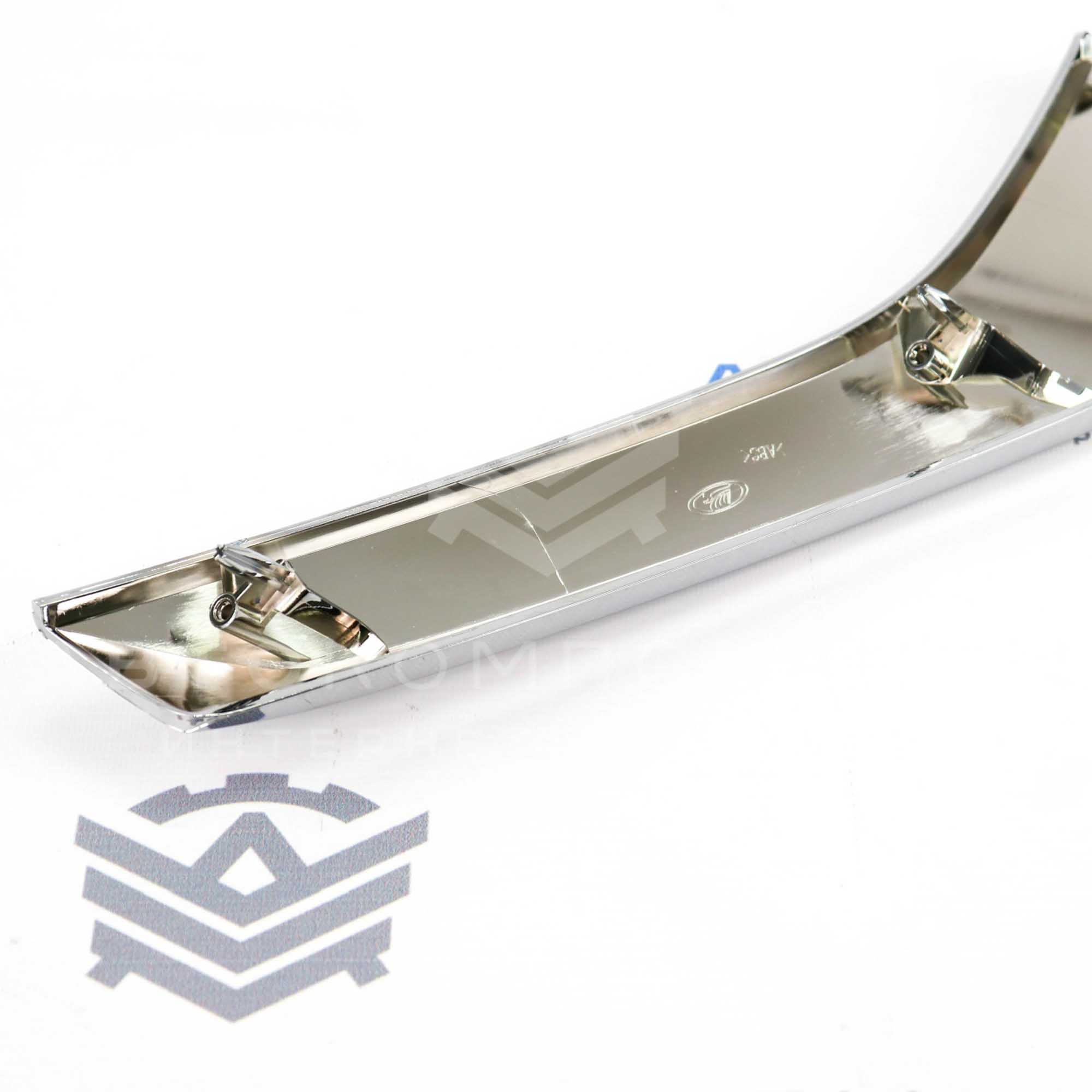 Молдинг переднего бампера (нижний левый) Лада Vesta NG (хром)