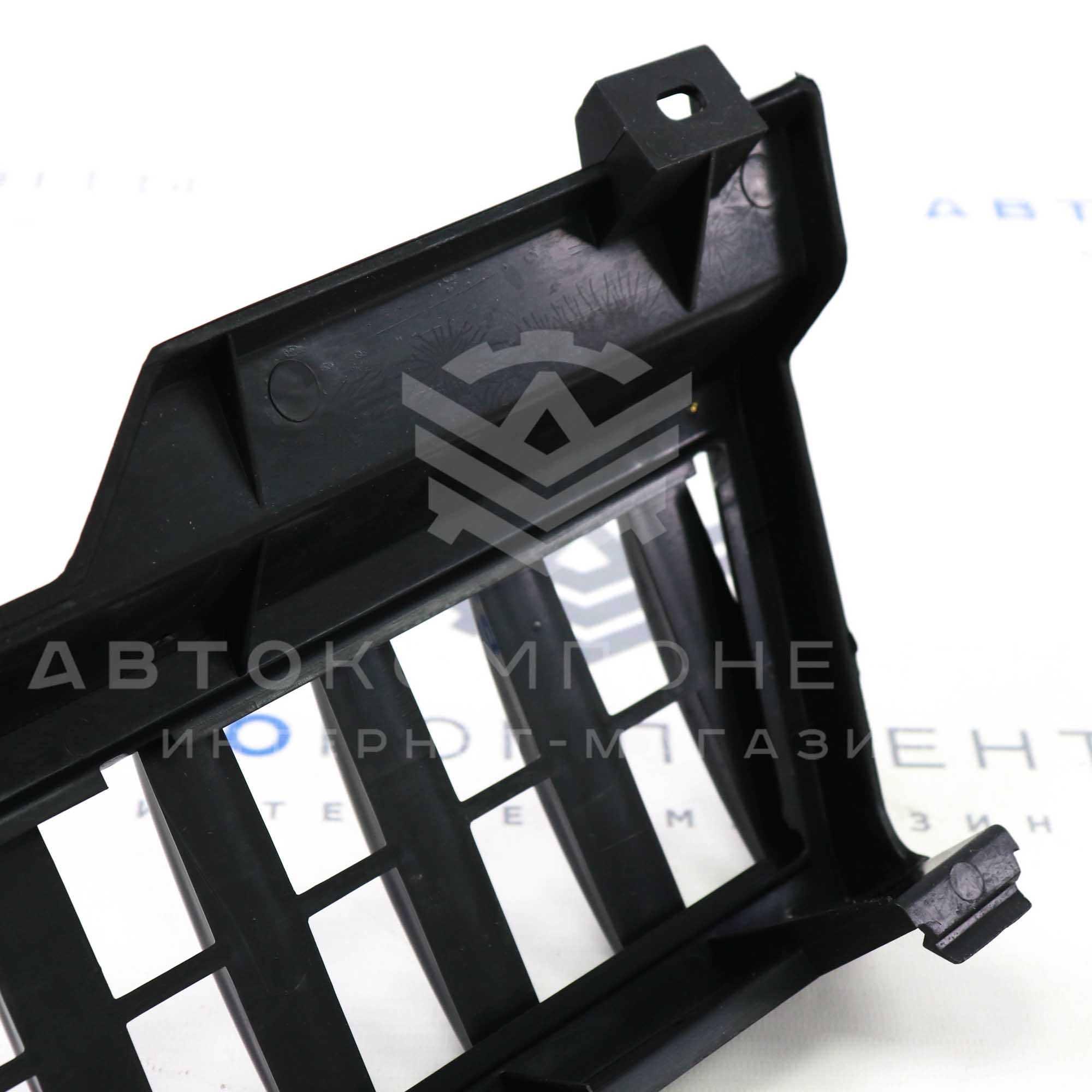 Решетка радиатора в стиле "AMG" (черный глянец) ВАЗ 2108, 2109, 21099