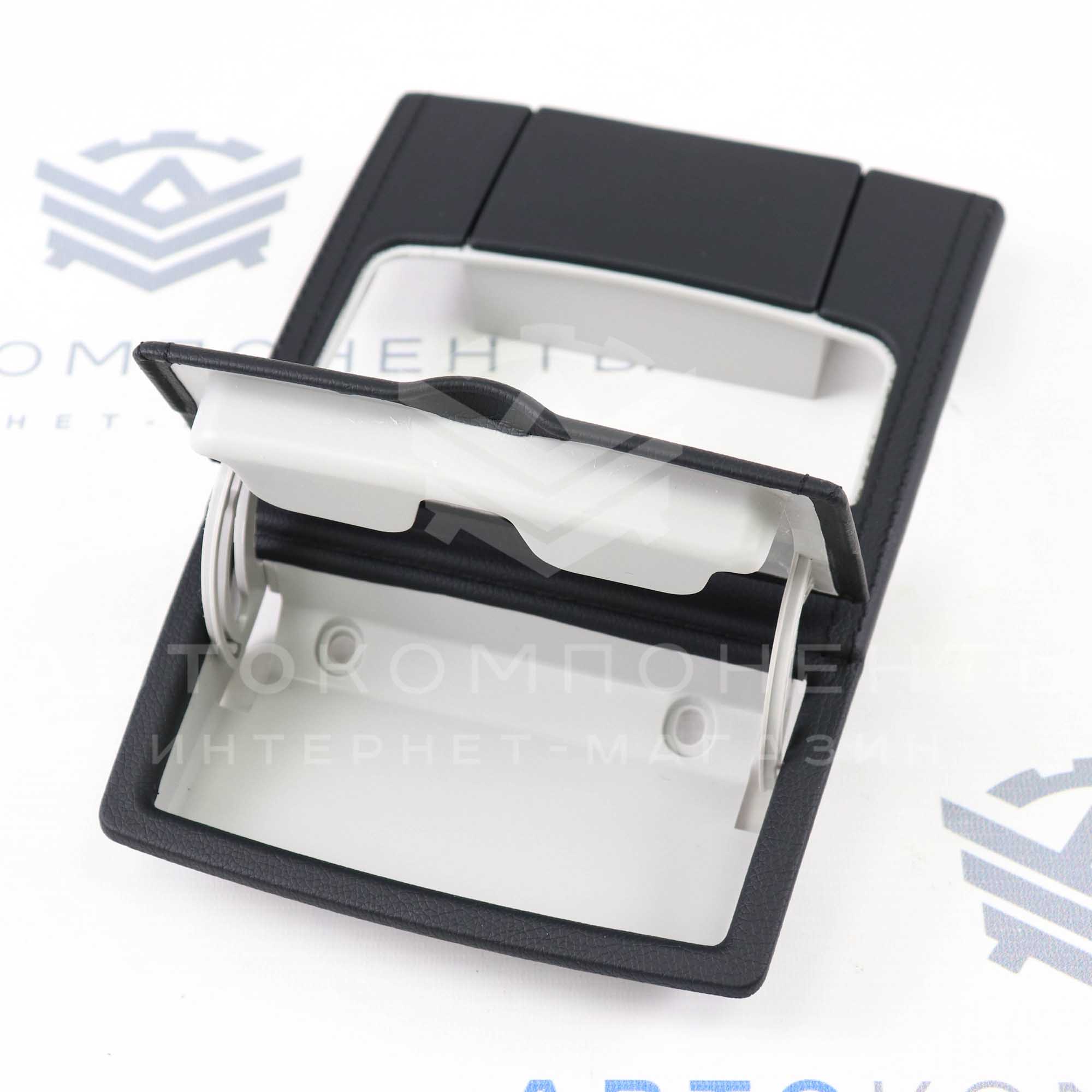 Корпус переднего плафона освещения салона (в коже) Лада Приора