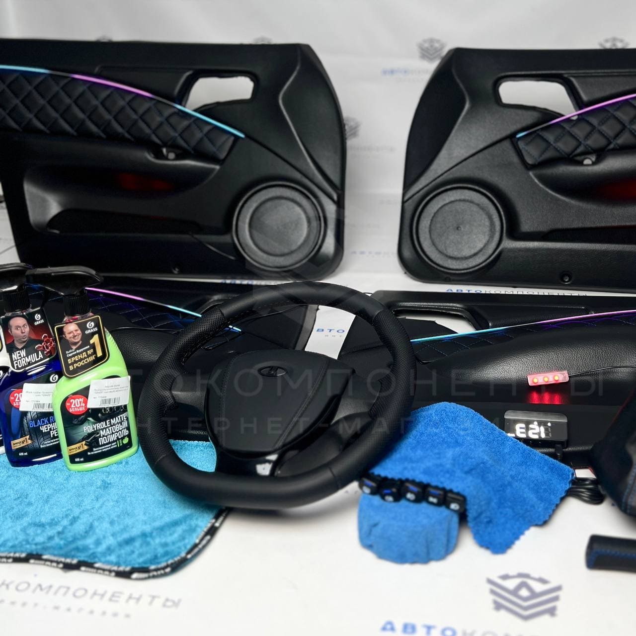 Комплект салона в коже (Евро-обшивки + контурная подсветка) ВАЗ 2110-2112