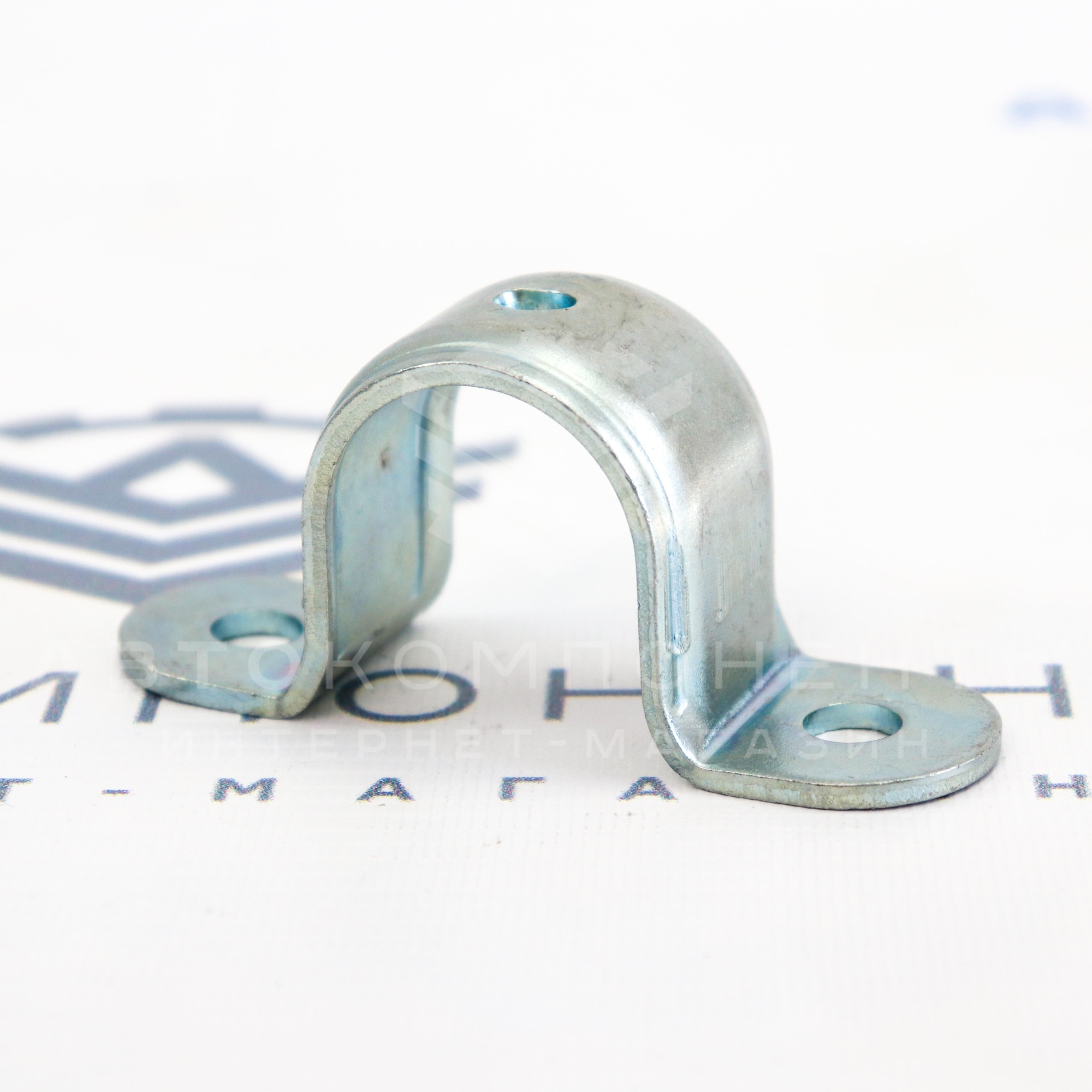 Кронштейн (скоба) втулки стабилизатора (оригинал) Лада Vesta, X-Ray (8450006749)