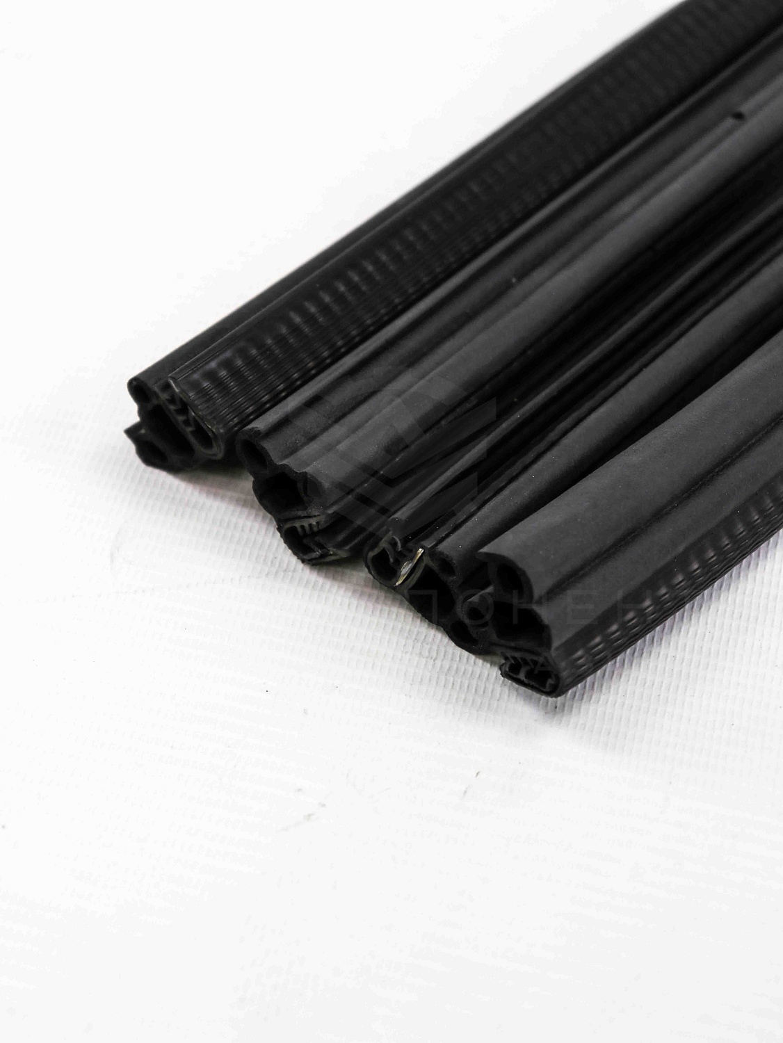 Уплотнители проемов дверей (3х-камерные) ВАЗ 2109, 21099, 2114, 2115