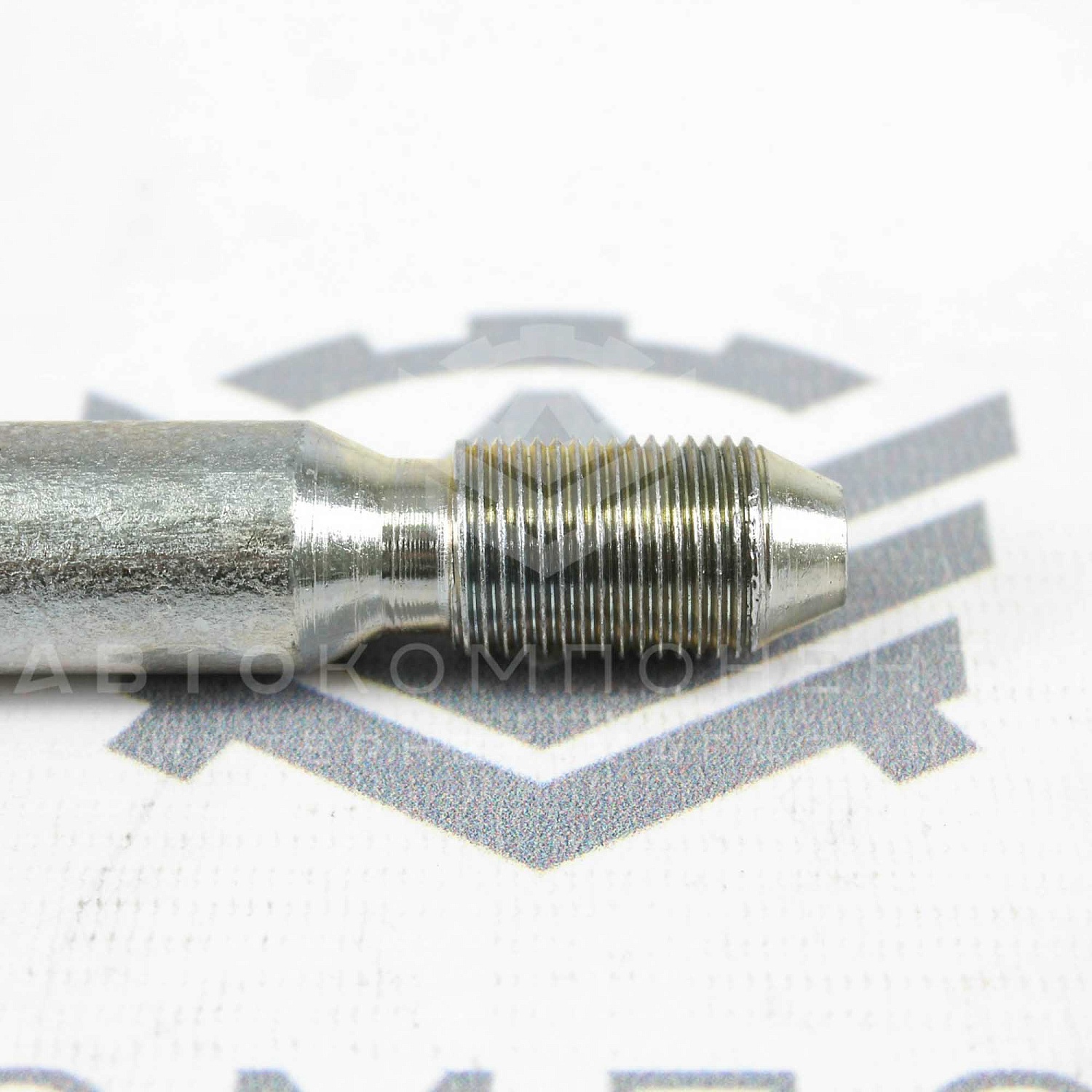 Буксировочный крюк (проушина) переднего бампера Лада Приора 2