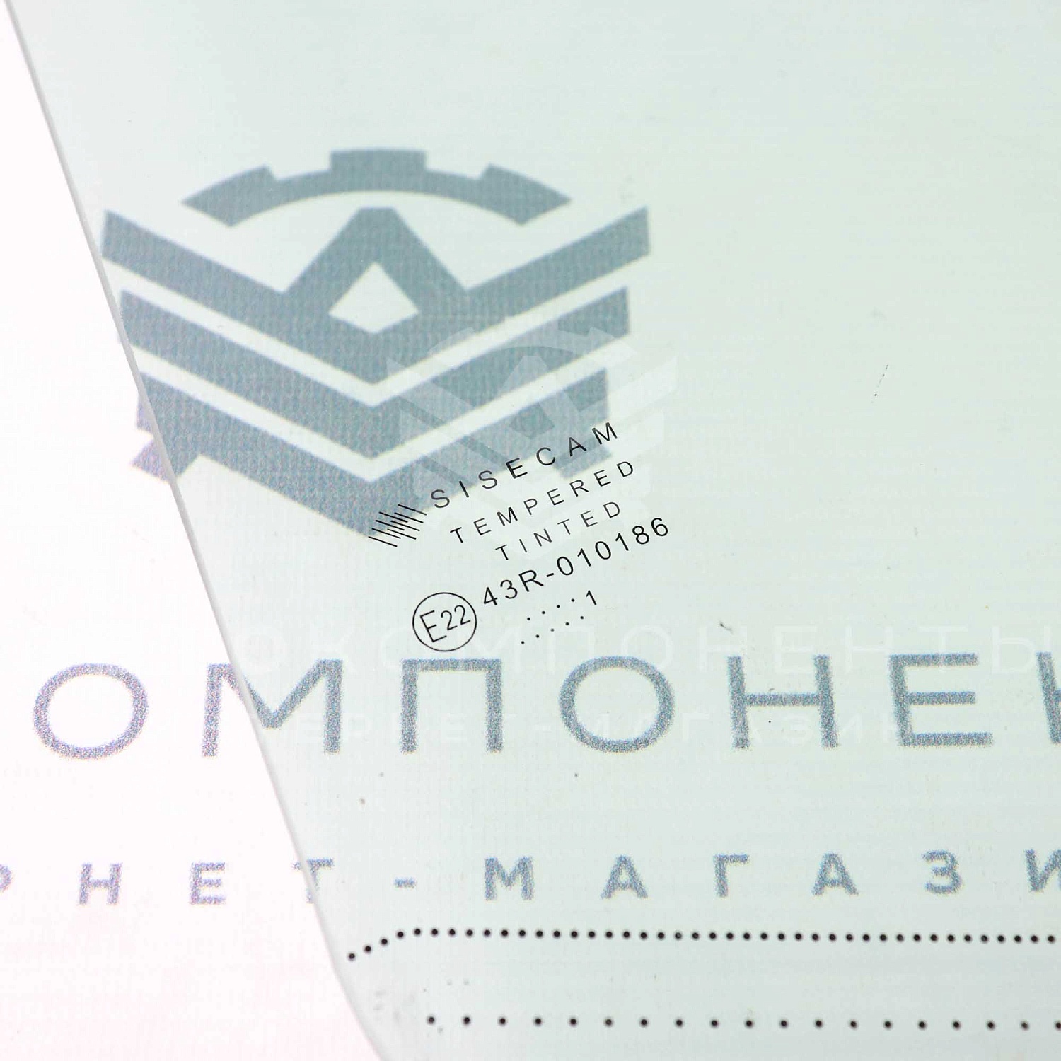 Заднее опускное боковое стекло (левое) Лада Vesta