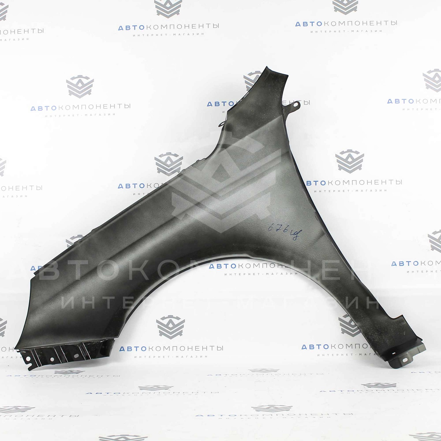 Переднее крыло (правое) Лада Vesta в цвет кузова