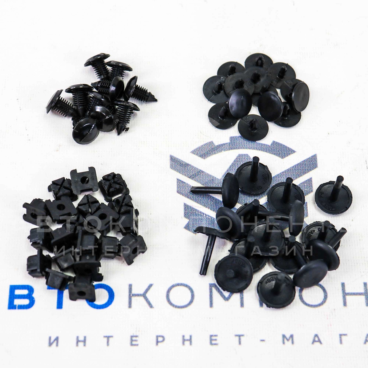 Набор пластмассовых изделий на кузов ВАЗ 2113, 2114, 2115