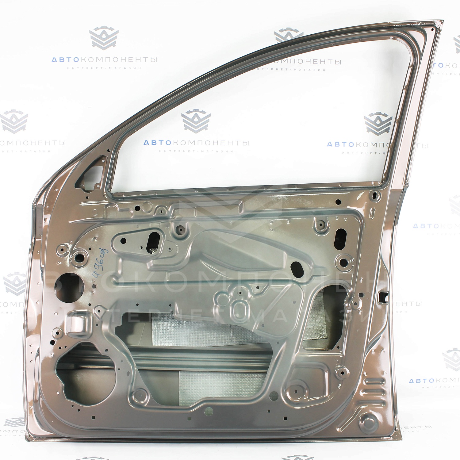 Дверь передняя (правая) Лада Vesta в цвет кузова