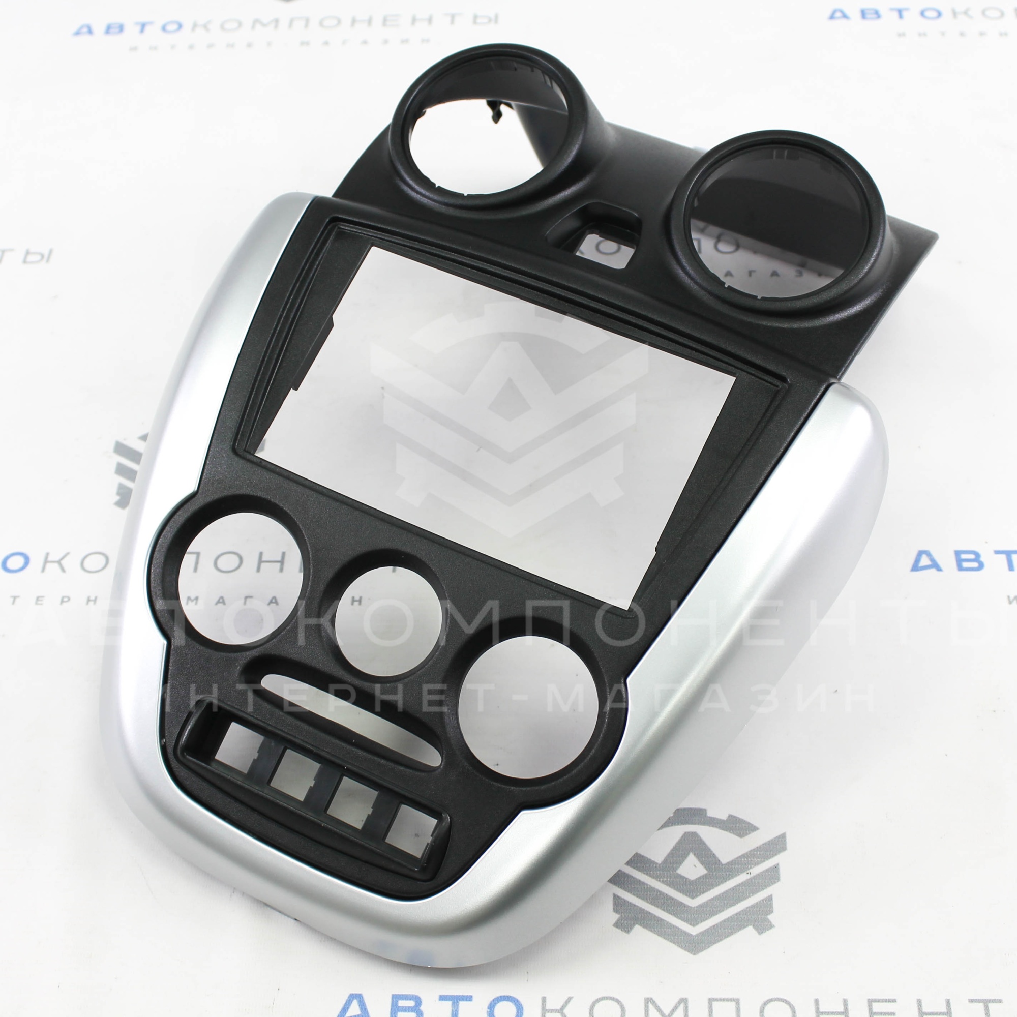 Центральная консоль 2DIN с серебристой накладкой Лада Гранта