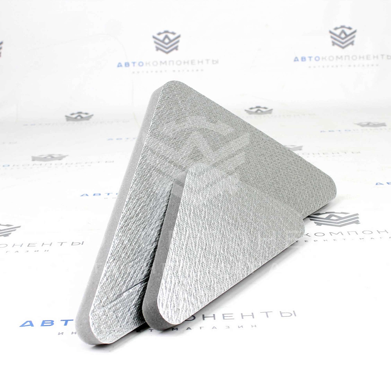 Шумоизоляция капота с термоотражающей пленкой Лада Нива 4х4