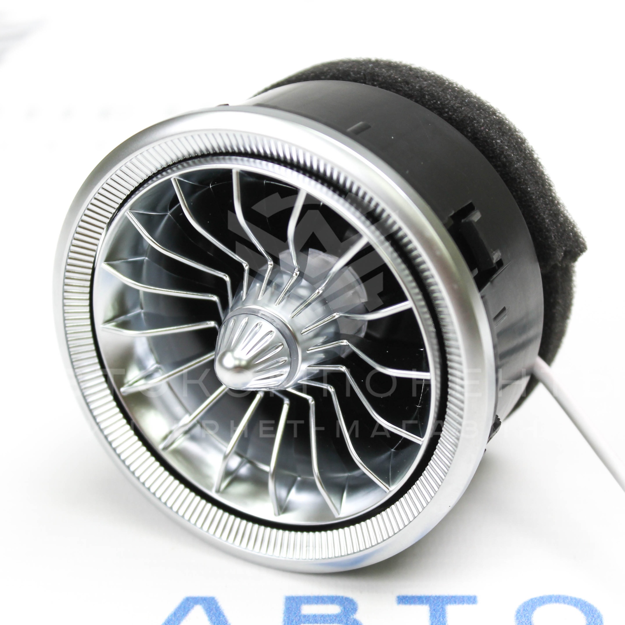 Сопло вентиляции Ferrari (модифицированное) с подсветкой Лада Гранта, Калина 2, Ларгус (серебристое)