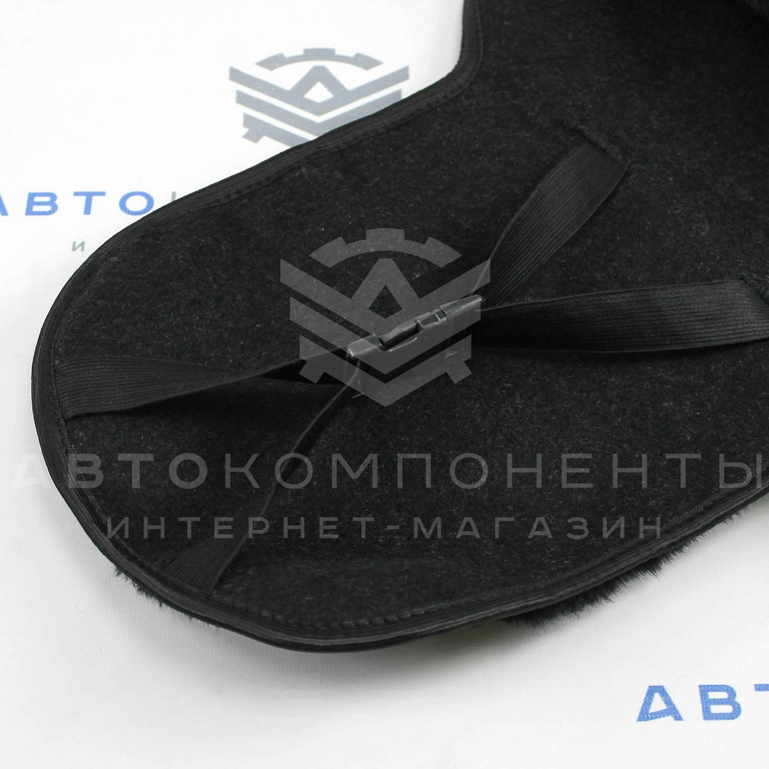 Универсальные накидки из искусственного меха на передние сиденья (черные)