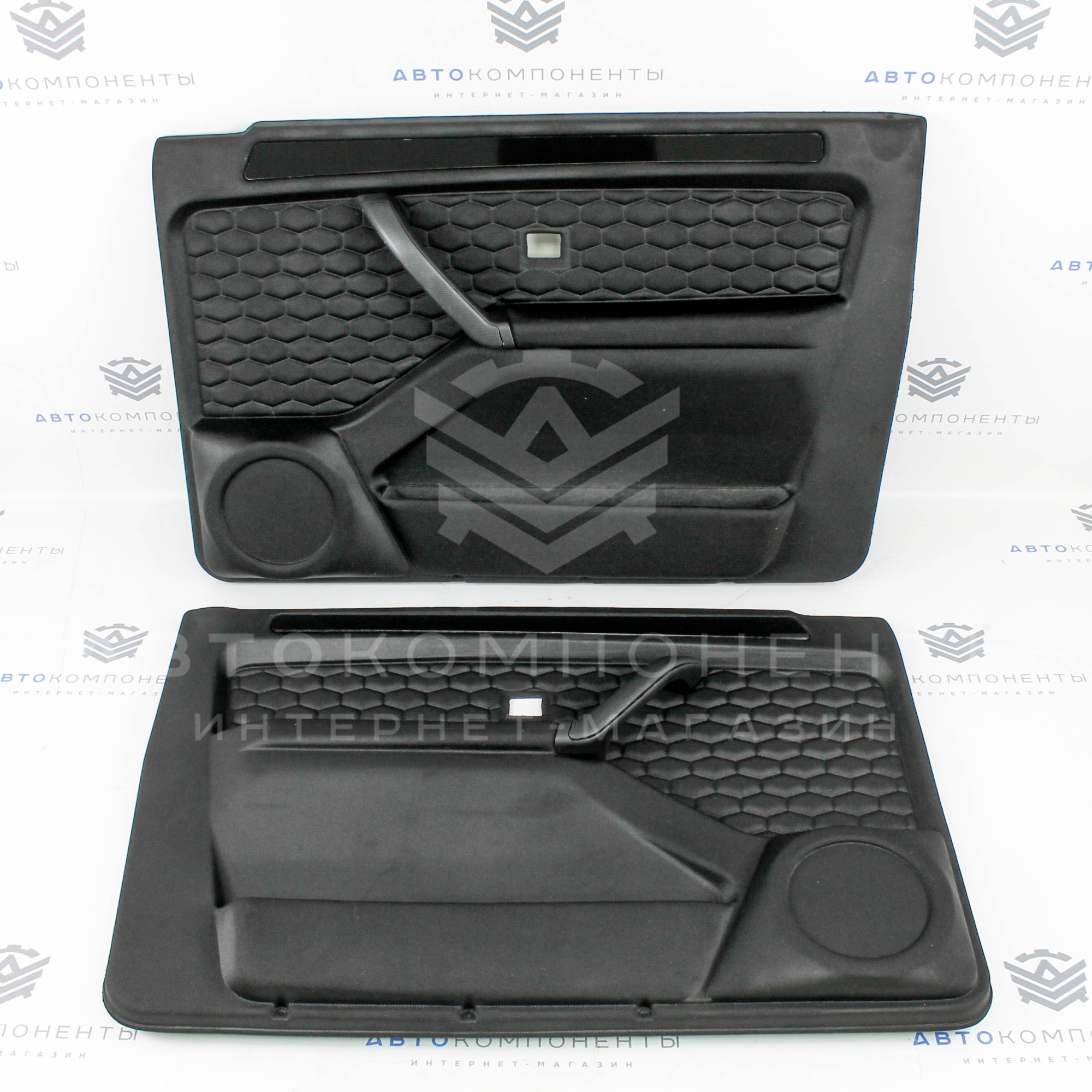 Обивки дверей (обшивки) Нива 4х4 Соты на жесткой основе